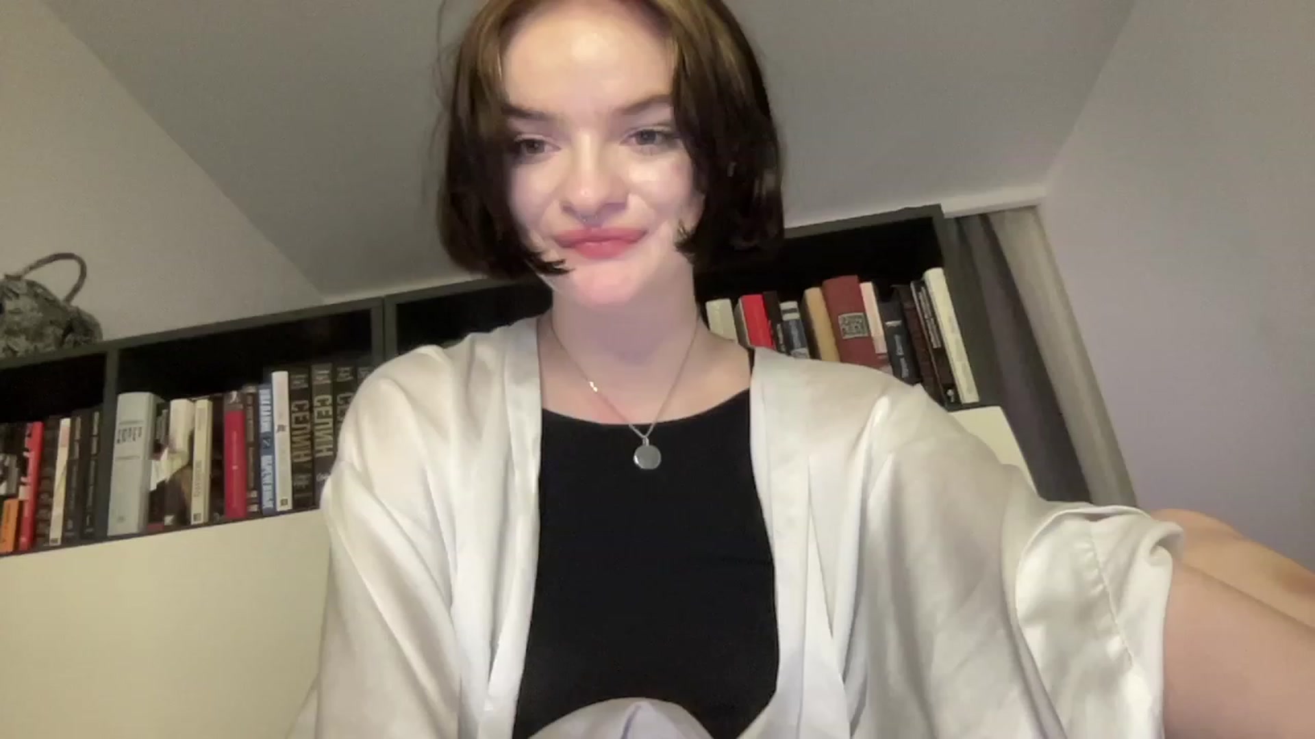 Gallery image thumbnail from CuddlyCloud_'s myfreecams stream on, 02/18/2023, 21:30 image 16 of 20