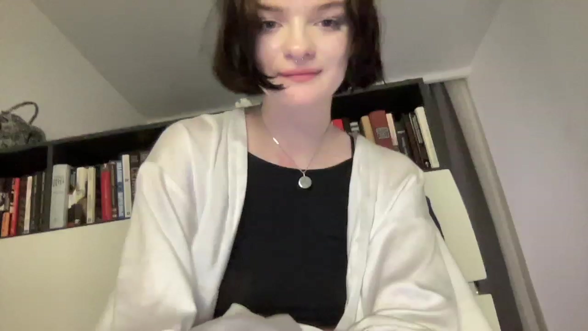 Gallery image thumbnail from CuddlyCloud_'s myfreecams stream on, 02/18/2023, 21:30 image 13 of 20