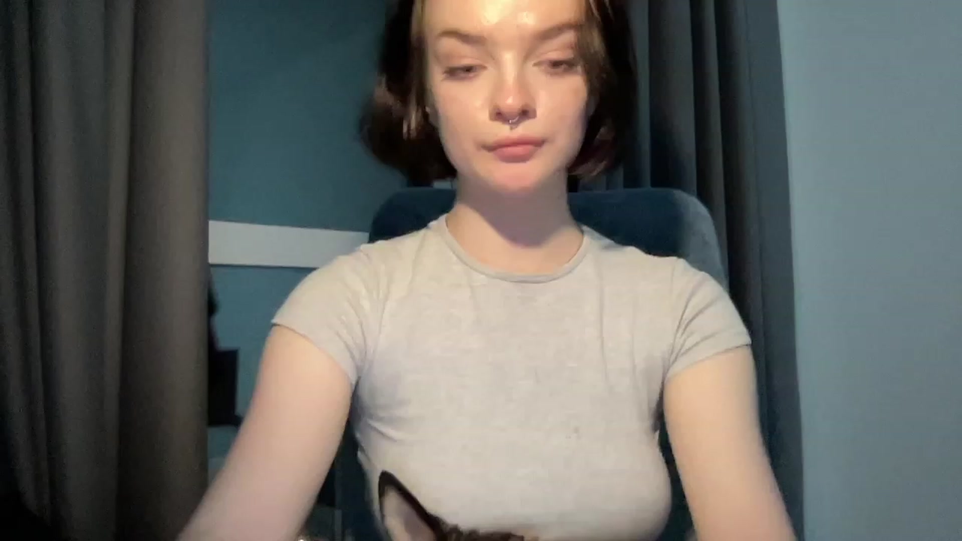 Gallery image thumbnail from CuddlyCloud_'s myfreecams stream on, 02/19/2023, 17:27 image 19 of 20