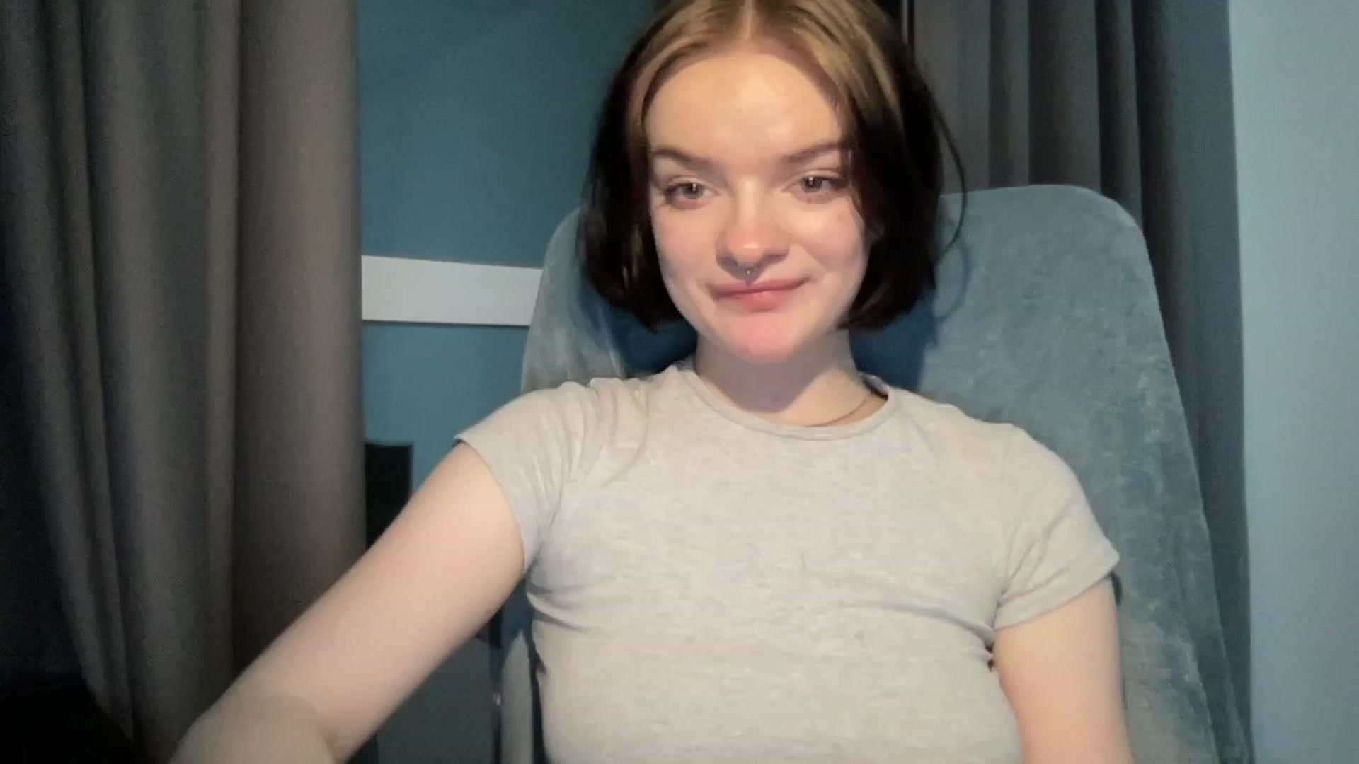 Gallery image thumbnail from CuddlyCloud_'s myfreecams stream on, 02/19/2023, 17:27 image 9 of 20