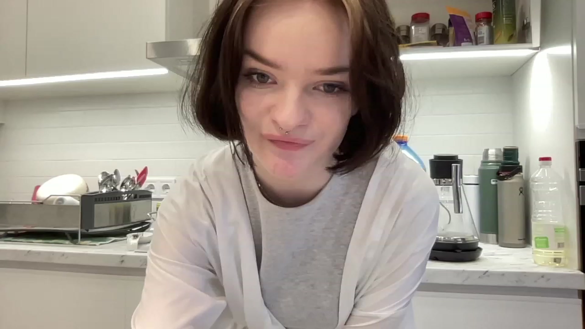 Gallery image thumbnail from CuddlyCloud_'s myfreecams stream on, 02/20/2023, 13:58 image 1 of 20