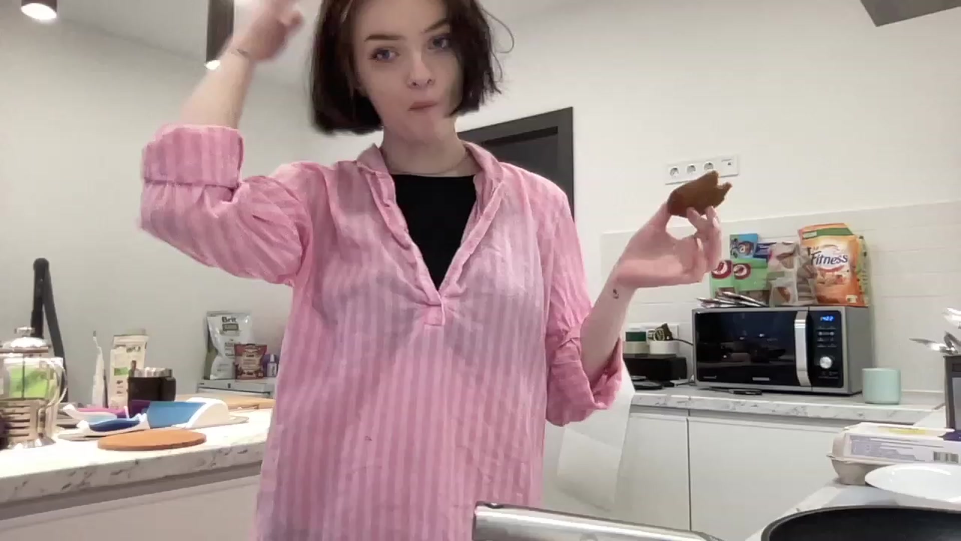 Gallery image thumbnail from CuddlyCloud_'s myfreecams stream on, 02/22/2023, 14:44 image 18 of 20