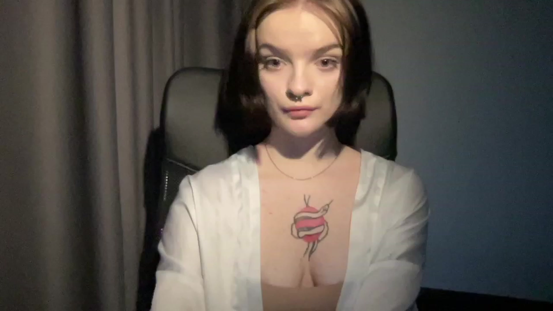 Gallery image thumbnail from CuddlyCloud_'s myfreecams stream on, 02/23/2023, 12:37 image 5 of 20
