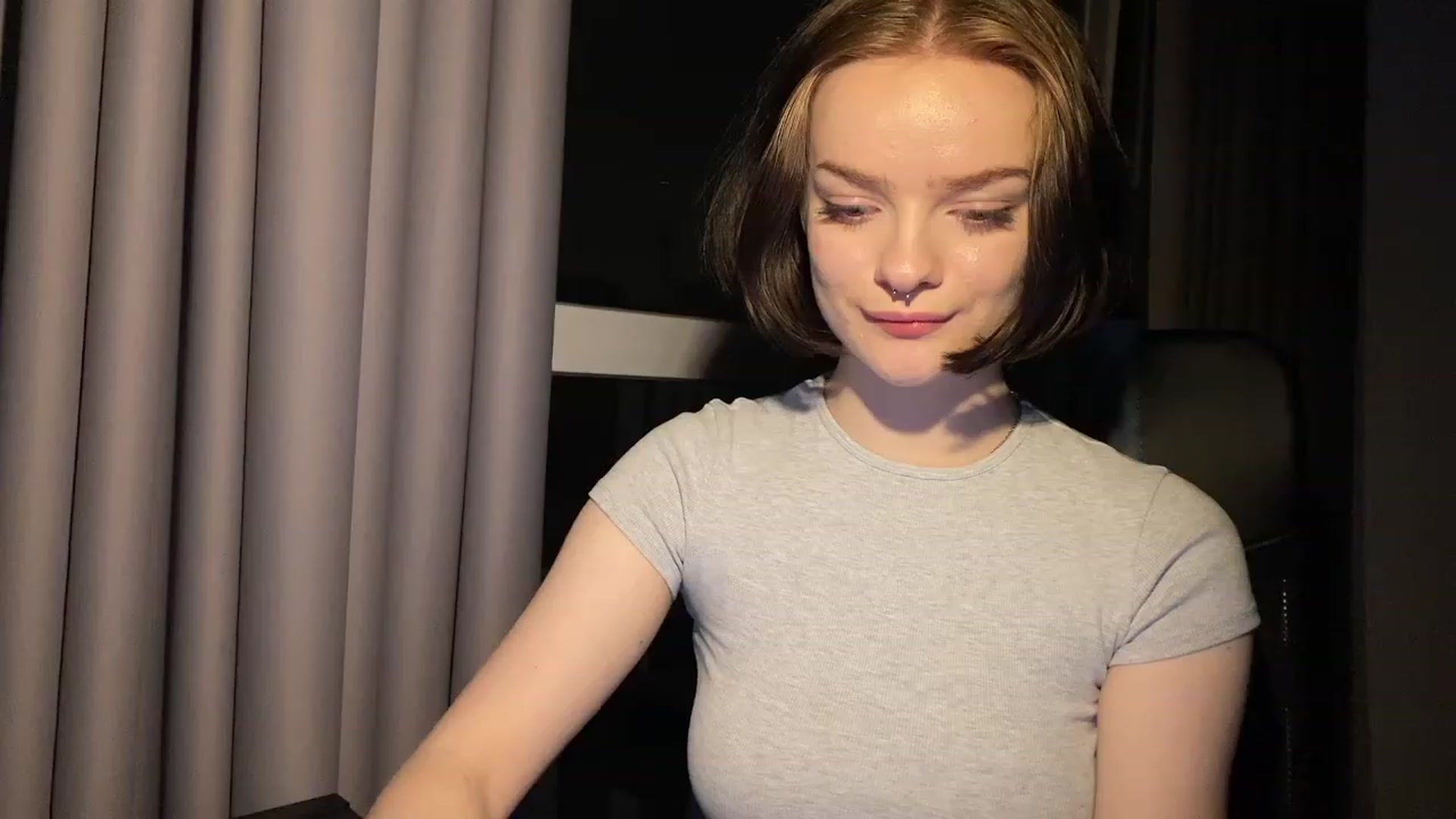 Gallery image thumbnail from CuddlyCloud_'s myfreecams stream on, 02/27/2023, 19:33 image 11 of 20