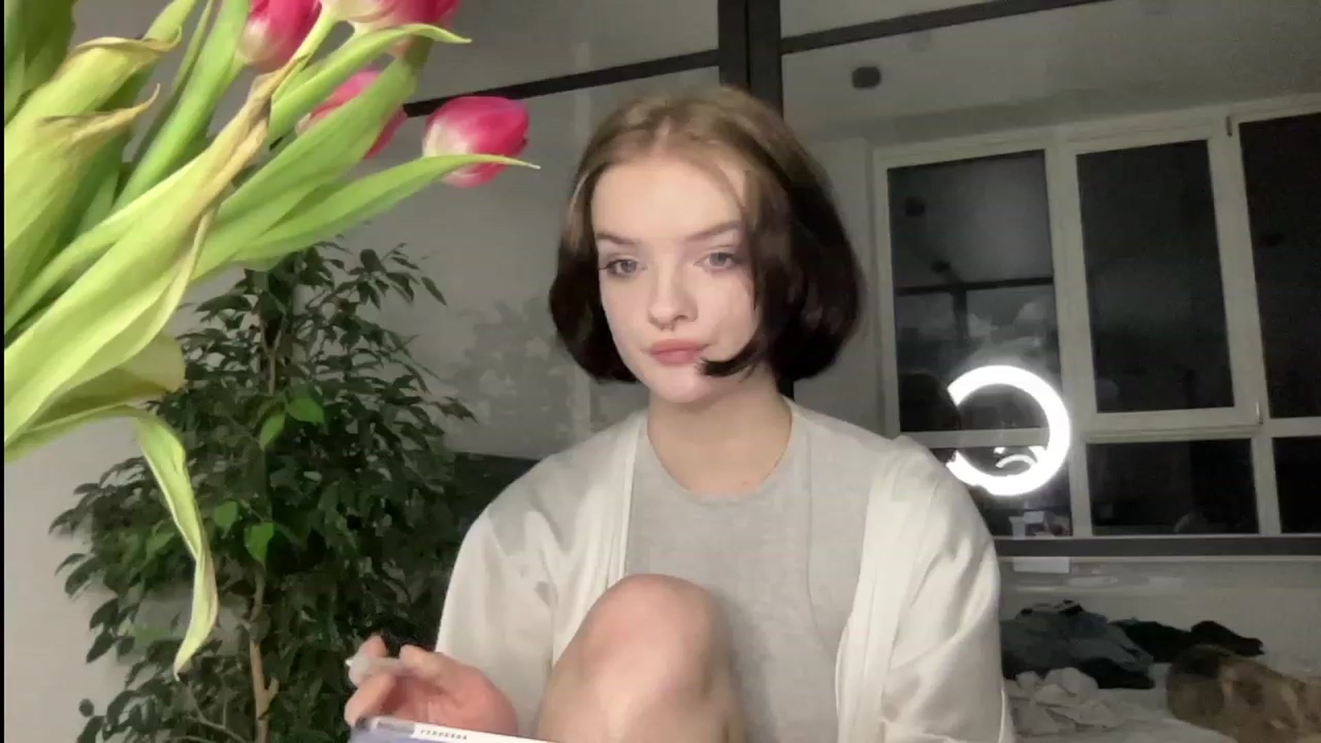 Gallery image thumbnail from CuddlyCloud_'s myfreecams stream on, 03/12/2023, 18:04 image 12 of 20
