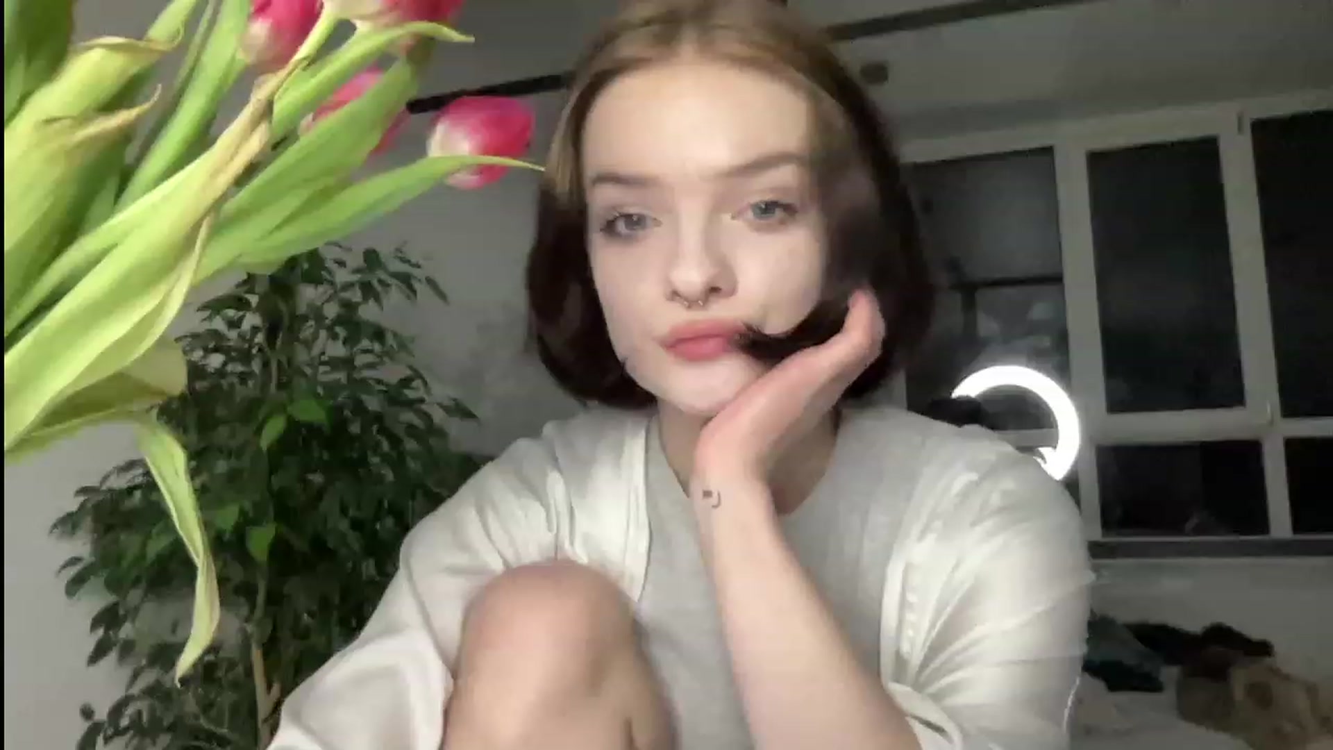 Gallery image thumbnail from CuddlyCloud_'s myfreecams stream on, 03/12/2023, 18:04 image 13 of 20