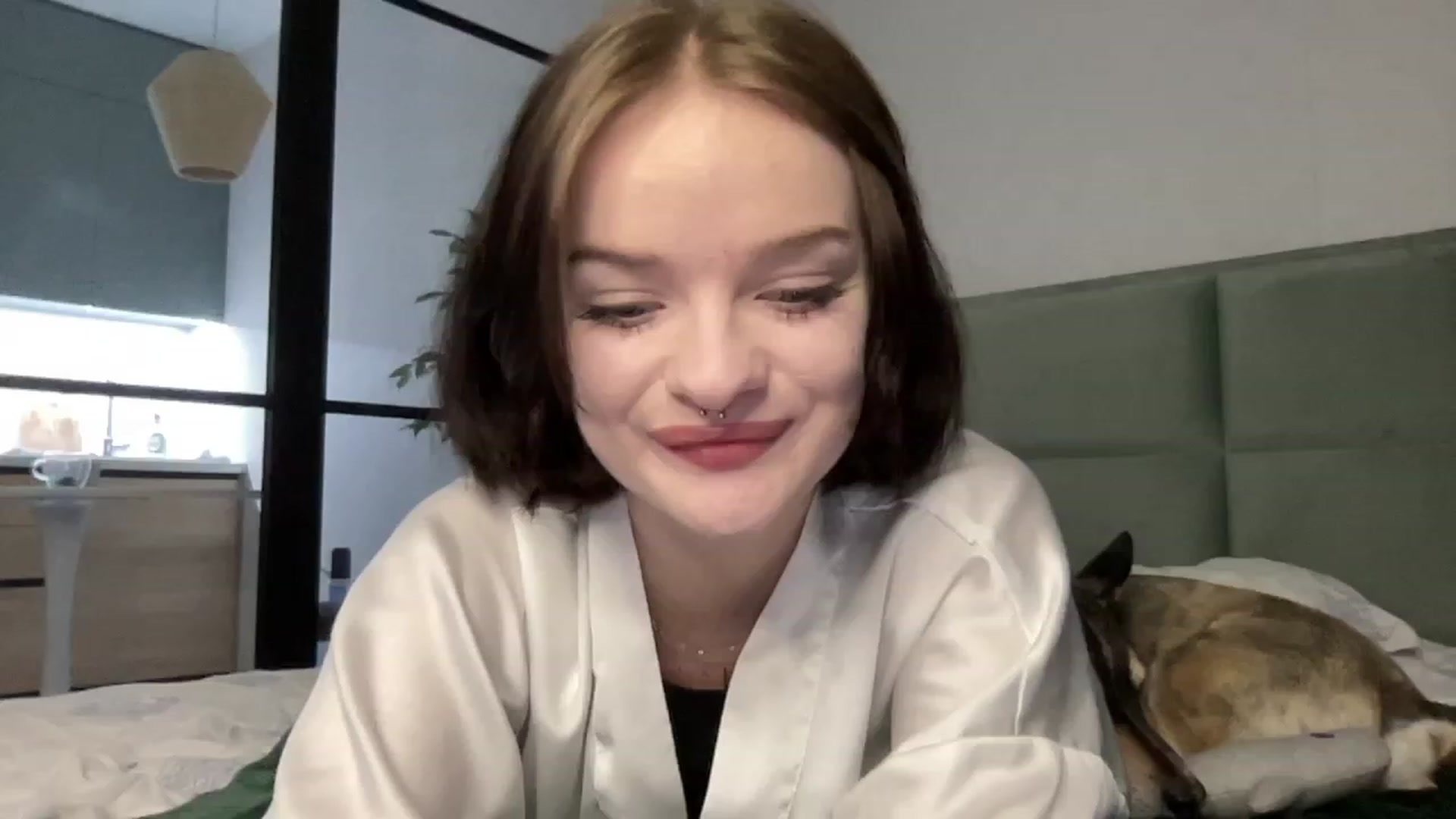 Gallery image thumbnail from CuddlyCloud_'s myfreecams stream on, 03/18/2023, 18:59 image 11 of 20