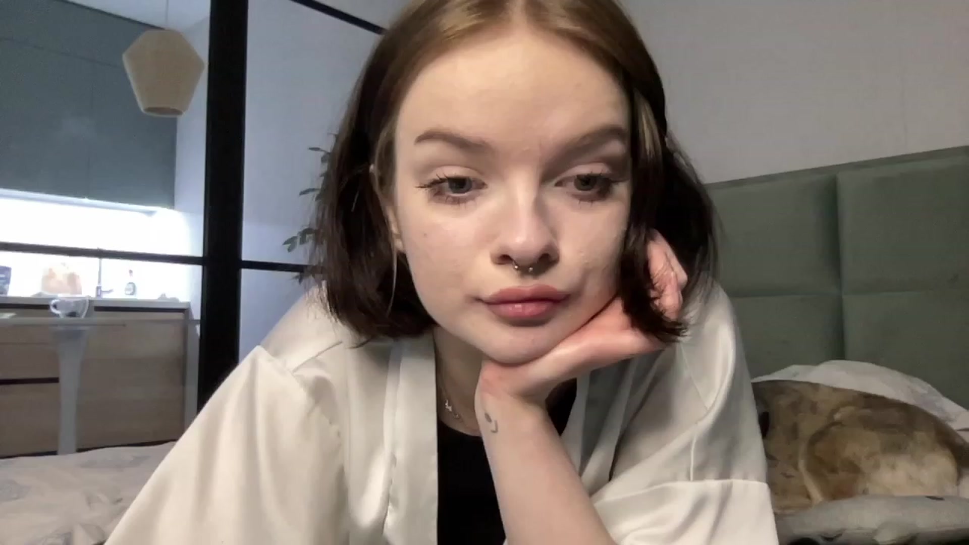 Gallery image thumbnail from CuddlyCloud_'s myfreecams stream on, 03/18/2023, 19:12 image 11 of 20