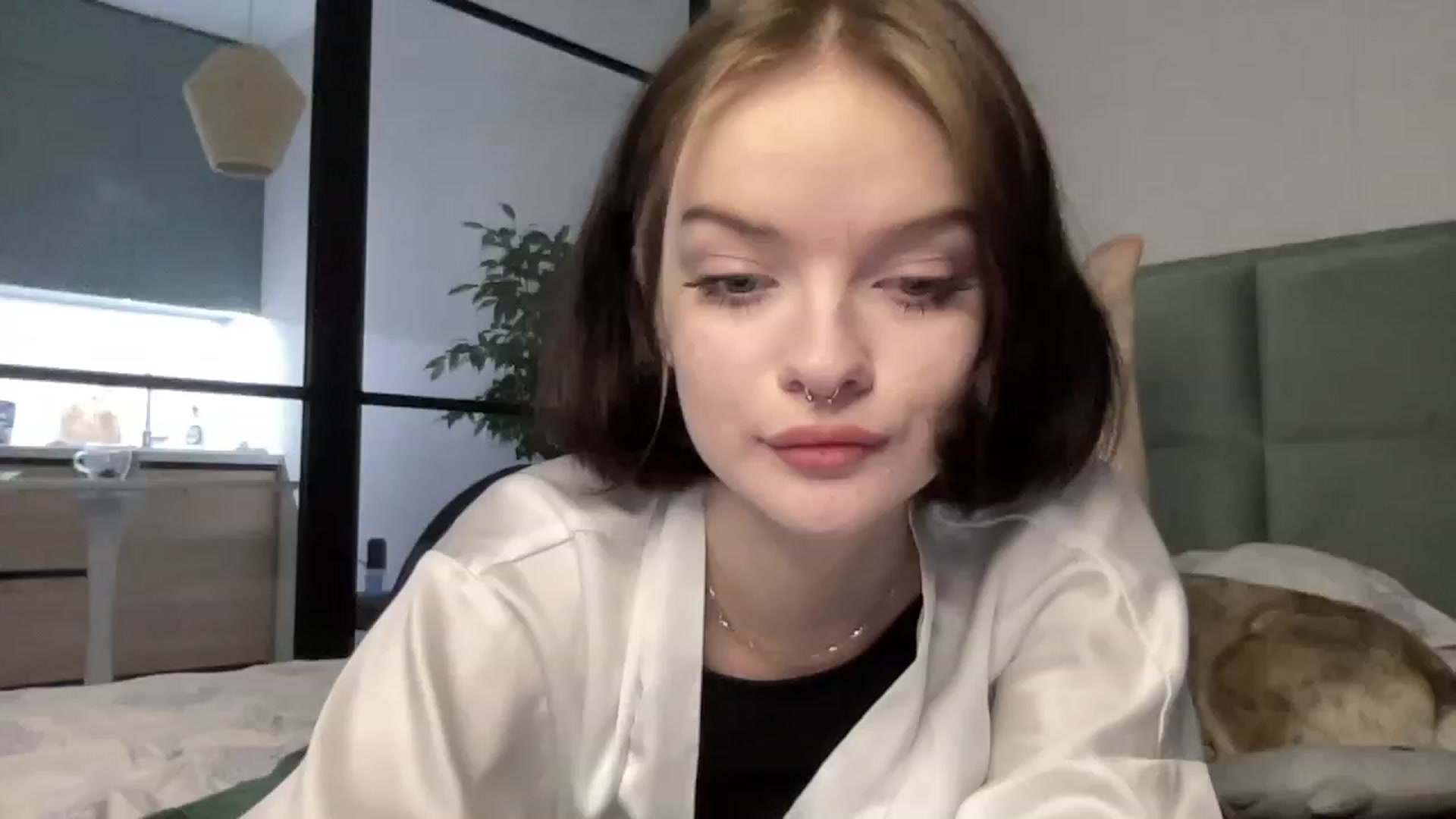 Gallery image thumbnail from CuddlyCloud_'s myfreecams stream on, 03/18/2023, 19:12 image 8 of 20