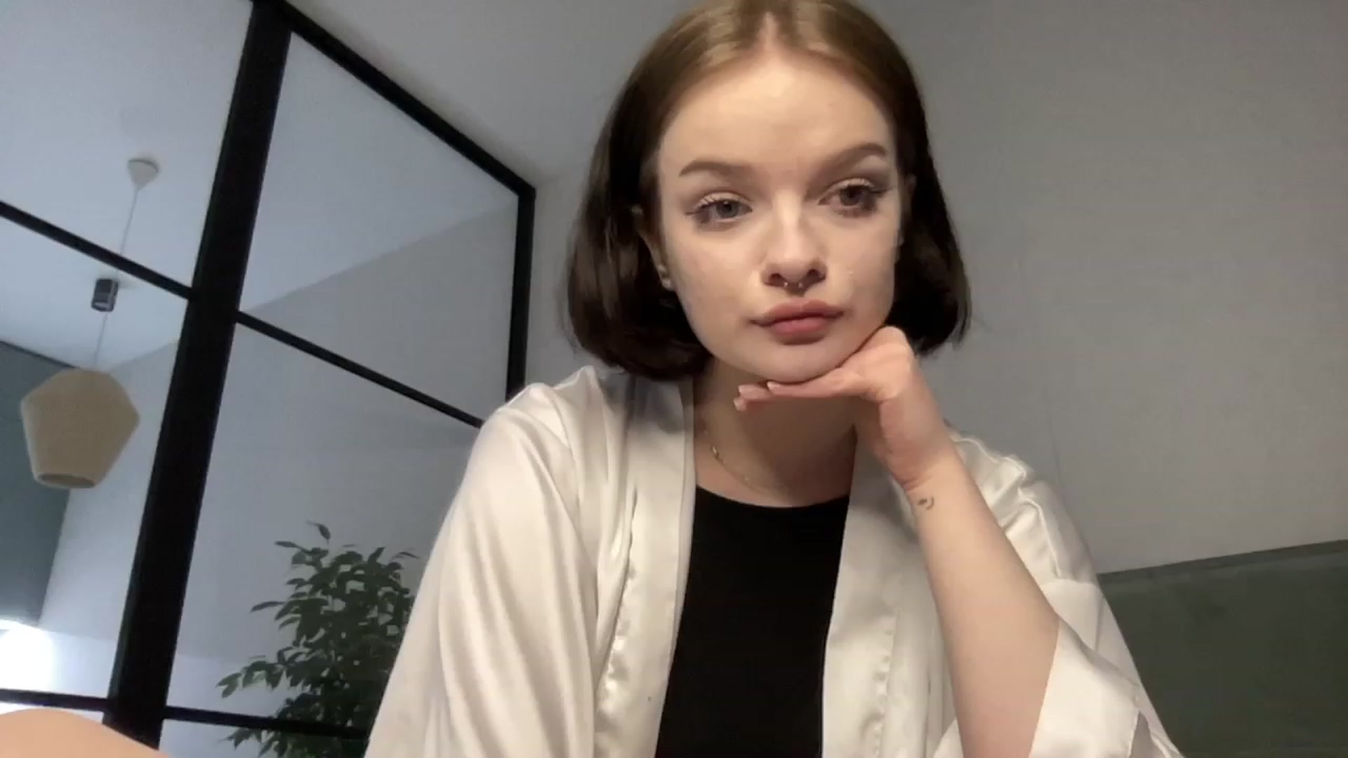 Gallery image thumbnail from CuddlyCloud_'s myfreecams stream on, 03/18/2023, 19:12 image 17 of 20