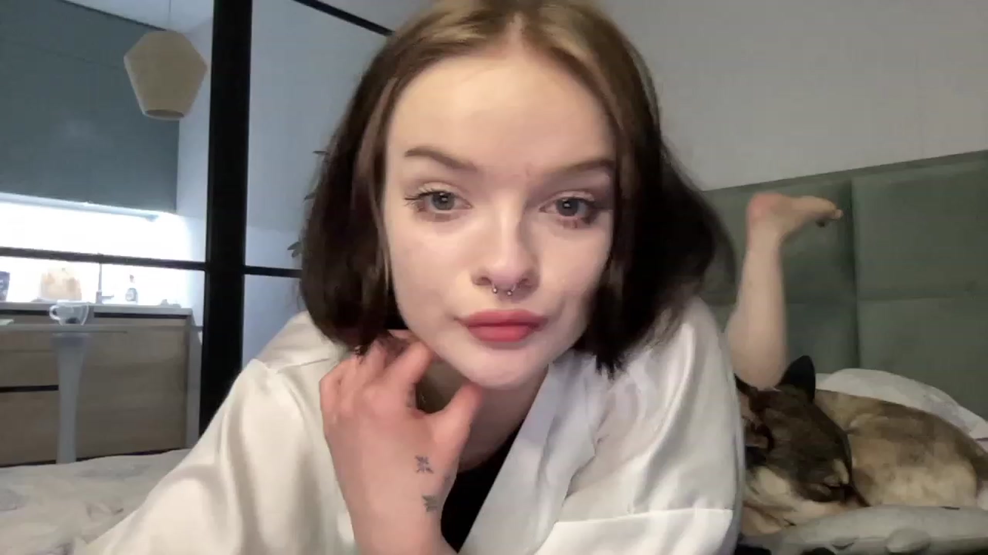 Gallery image thumbnail from CuddlyCloud_'s myfreecams stream on, 03/18/2023, 19:12 image 4 of 20