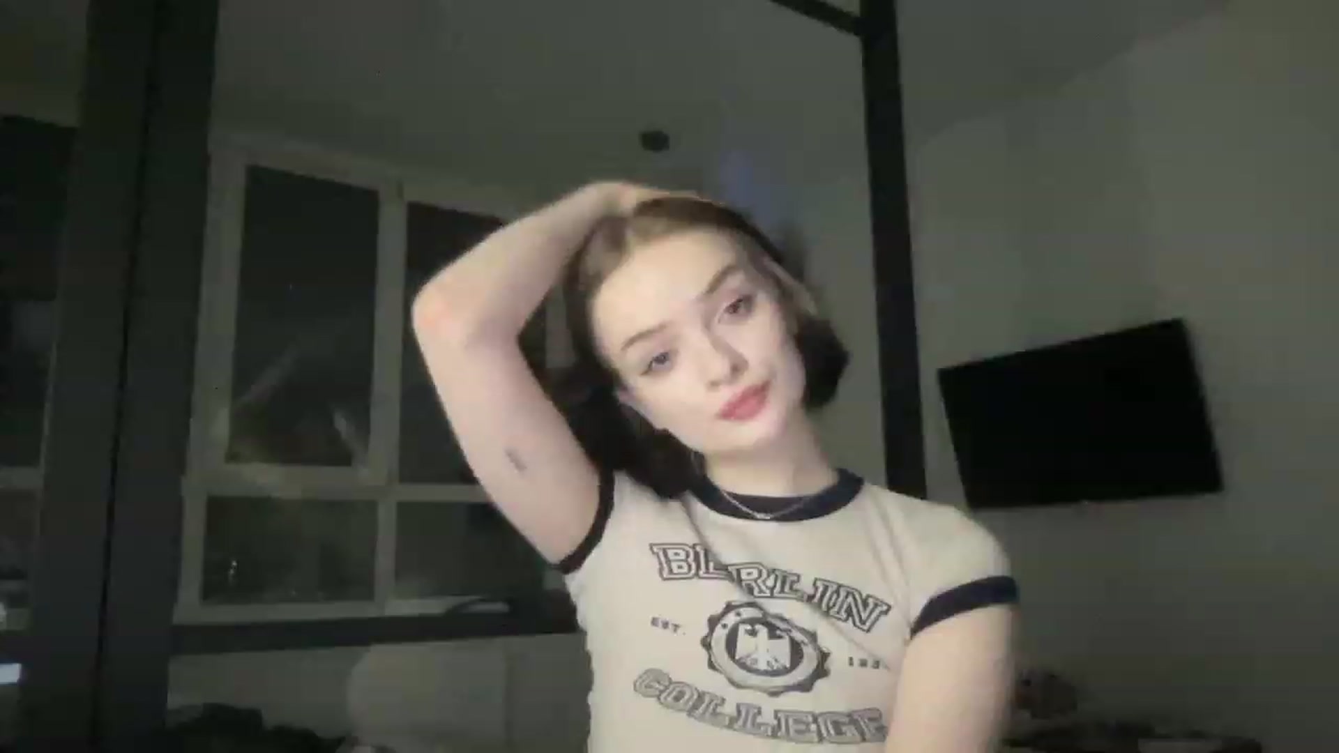 Gallery image thumbnail from CuddlyCloud_'s myfreecams stream on, 03/25/2023, 18:39 image 19 of 20