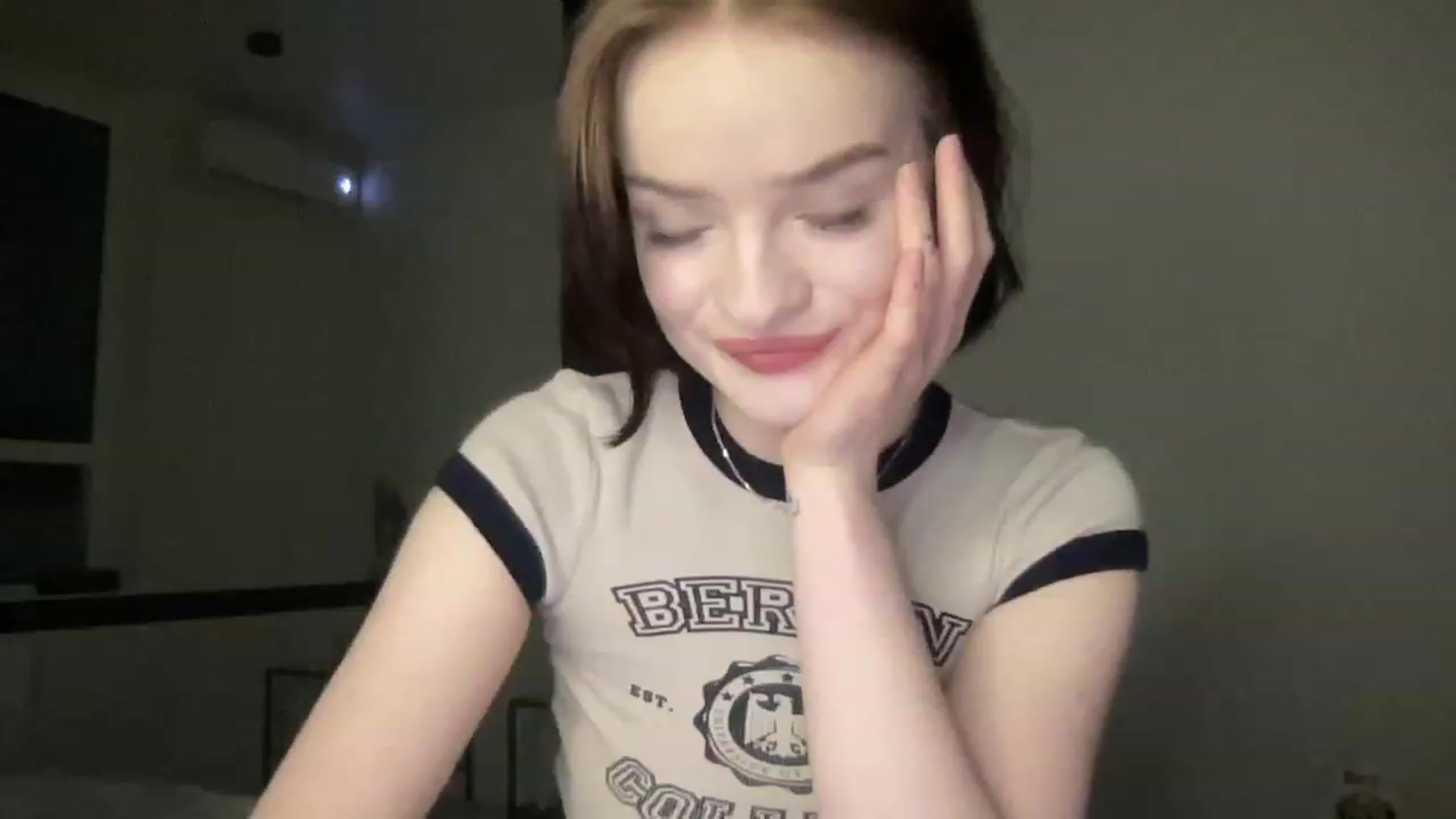 Gallery image thumbnail from CuddlyCloud_'s myfreecams stream on, 03/25/2023, 18:39 image 1 of 20