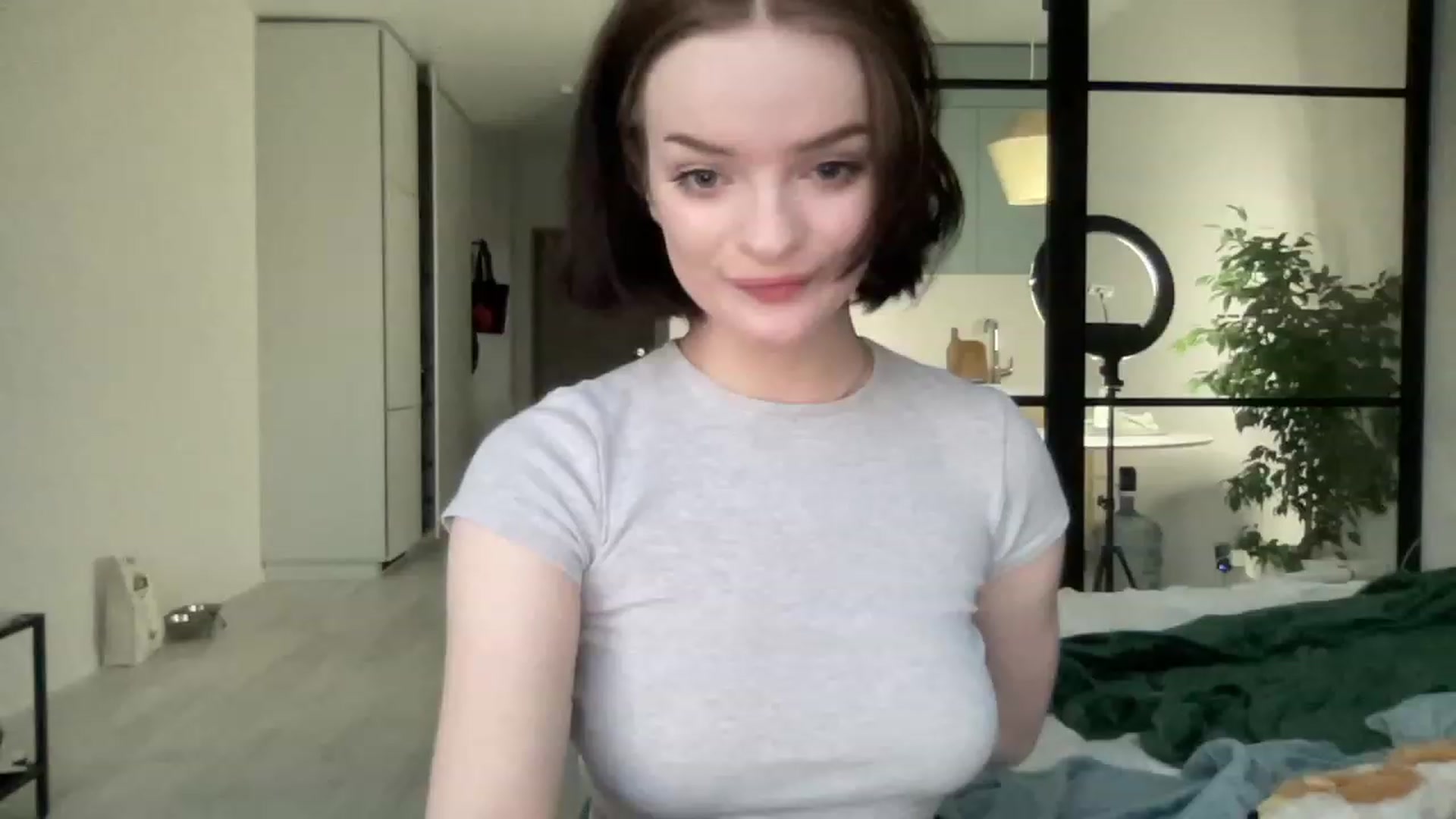 Gallery image thumbnail from CuddlyCloud_'s myfreecams stream on, 03/26/2023, 16:34 image 9 of 20