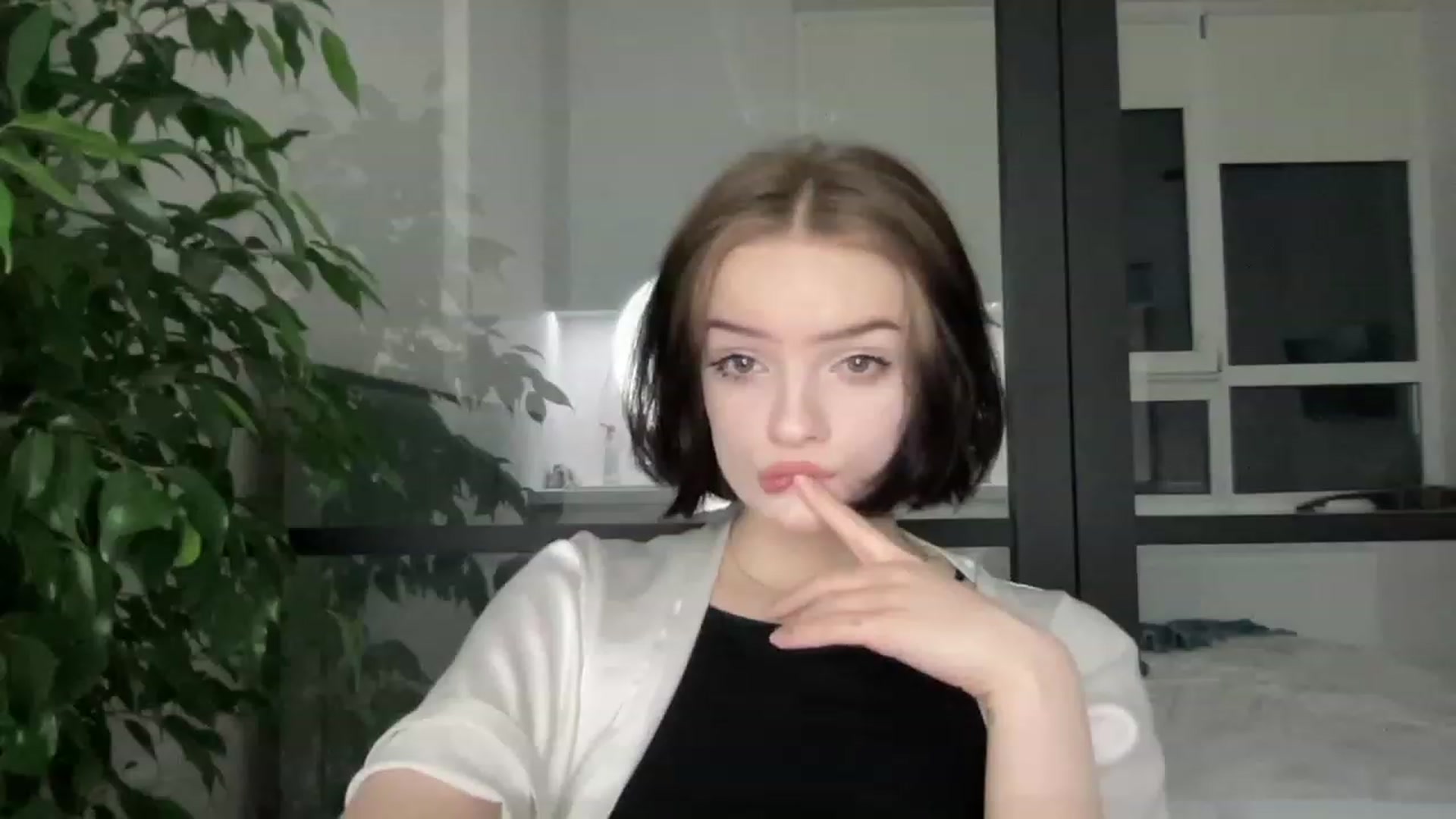 Gallery image thumbnail from CuddlyCloud_'s myfreecams stream on, 03/26/2023, 18:47 image 15 of 20