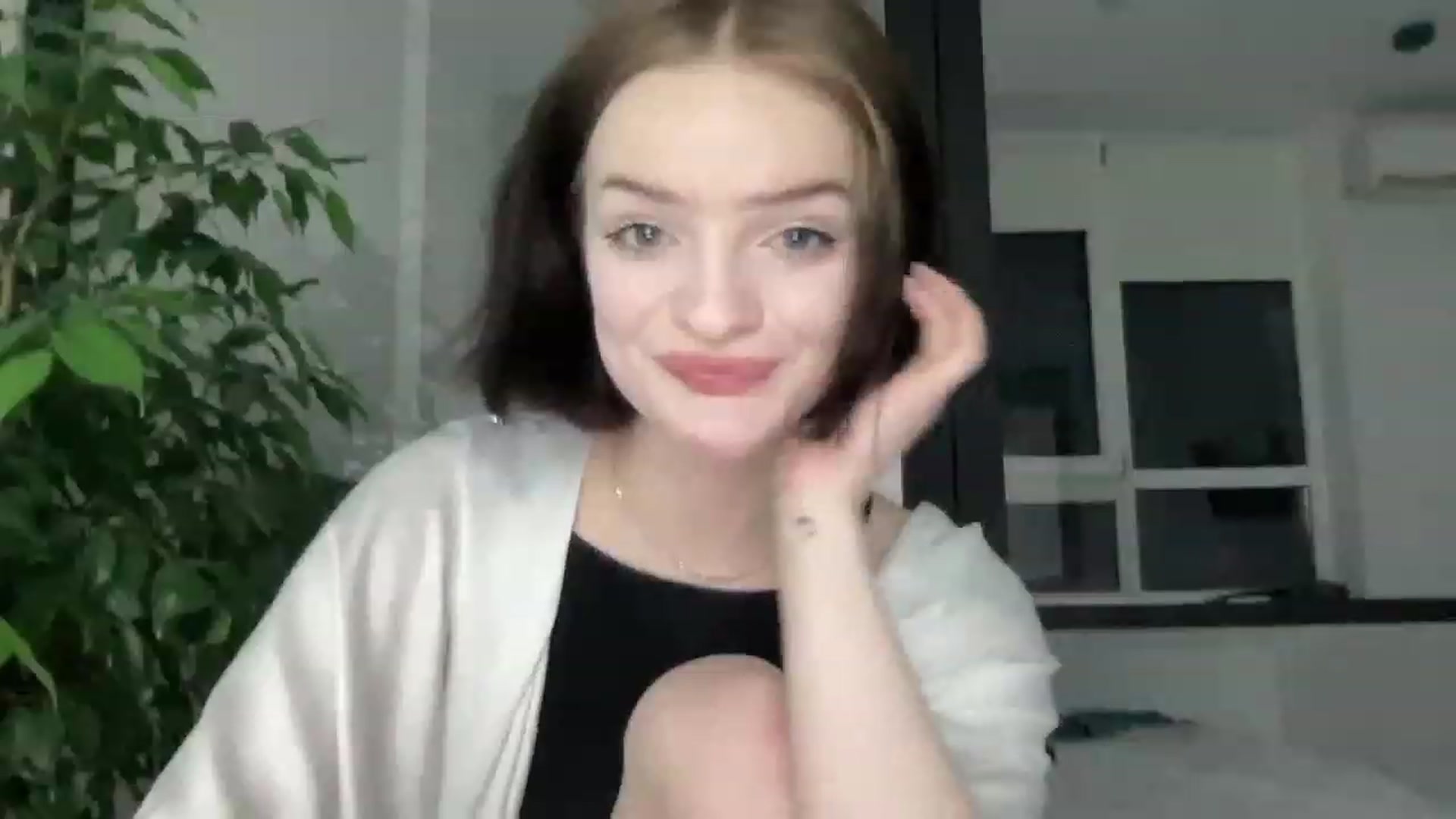 Gallery image thumbnail from CuddlyCloud_'s myfreecams stream on, 03/26/2023, 18:47 image 19 of 20