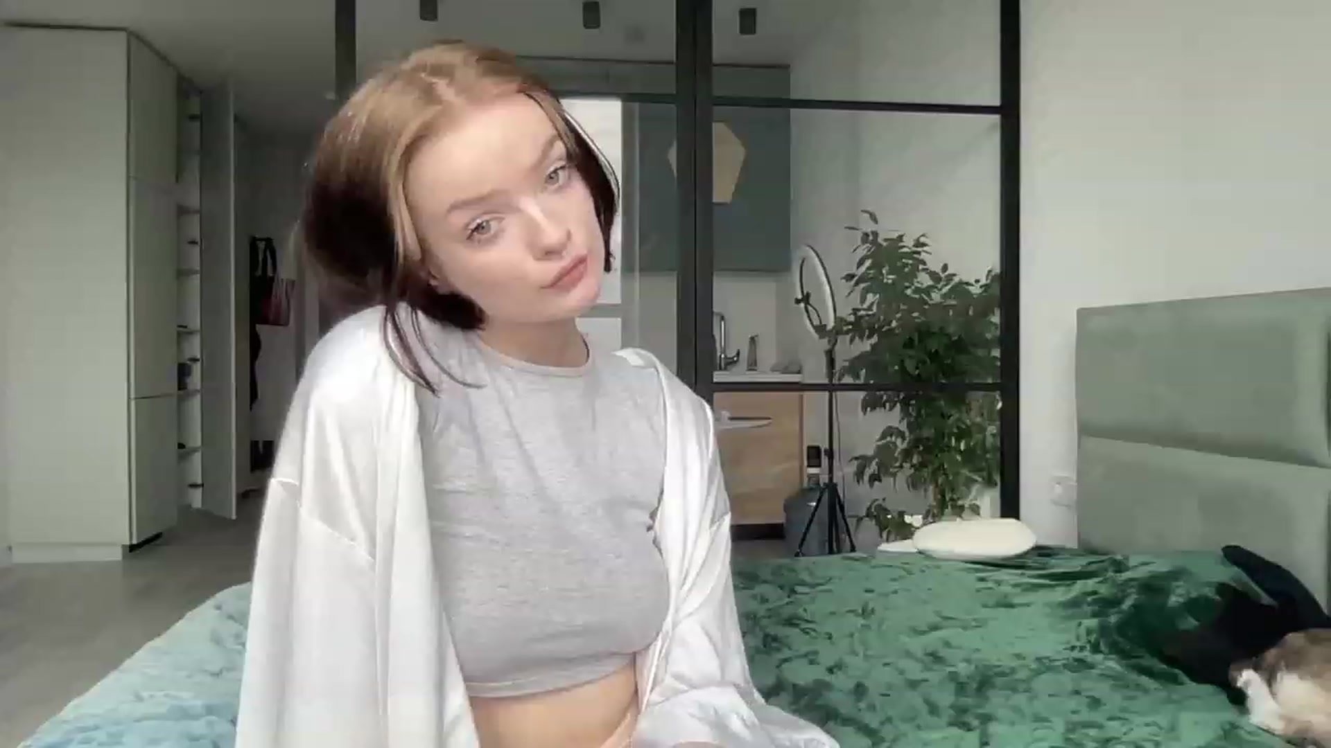 Gallery image thumbnail from CuddlyCloud_'s myfreecams stream on, 03/27/2023, 13:34 image 17 of 20