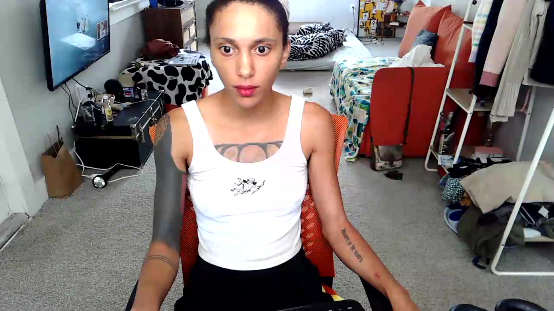 Gallery image thumbnail from CumFe's myfreecams stream on, 06/09/2026, 19:31 image 8 of 20