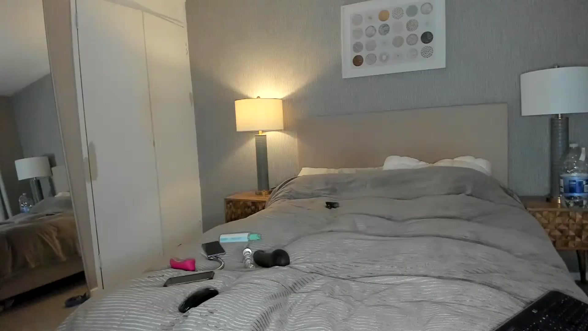 Gallery image thumbnail from Cummycamila's myfreecams stream on, 12/12/2023, 13:47 image 16 of 20