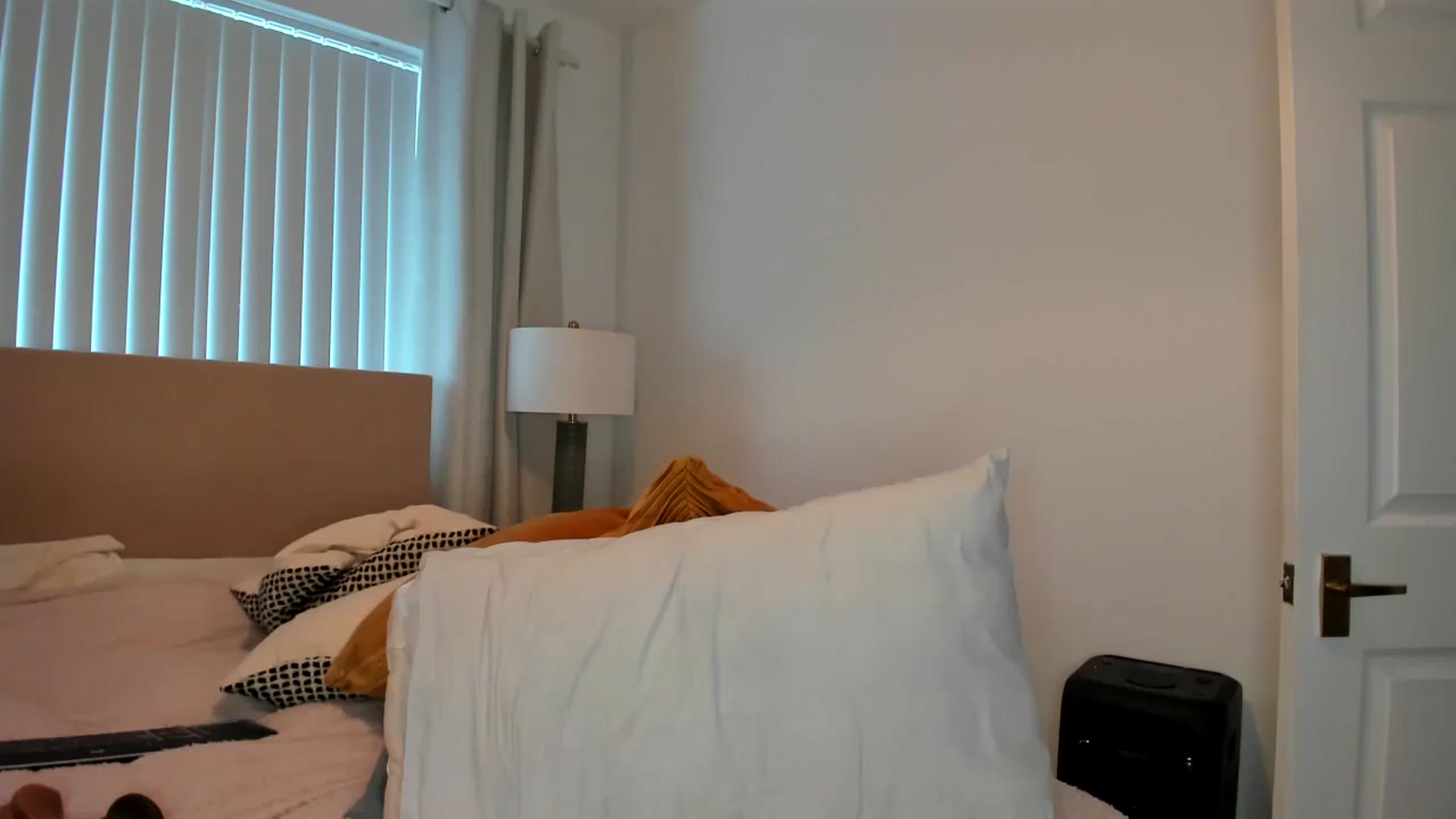 Gallery image thumbnail from Cummycamila's myfreecams stream on, 06/25/2024, 12:52 image 19 of 20