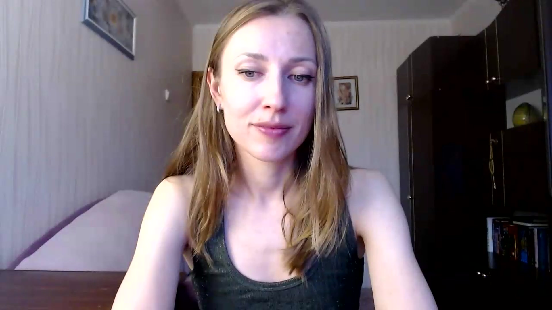 Gallery image thumbnail from CupOfKate's myfreecams stream on, 09/17/2026, 16:56 image 4 of 20