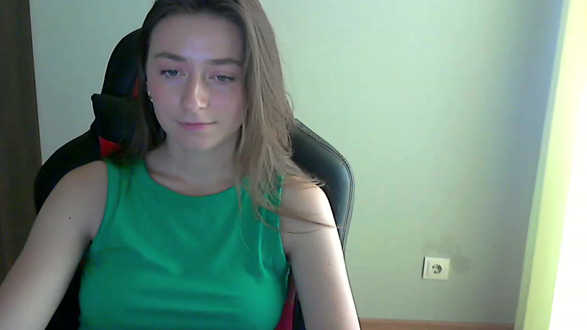 Gallery image thumbnail from CupcakELin's myfreecams stream on, 06/10/2023, 11:06 image 2 of 20