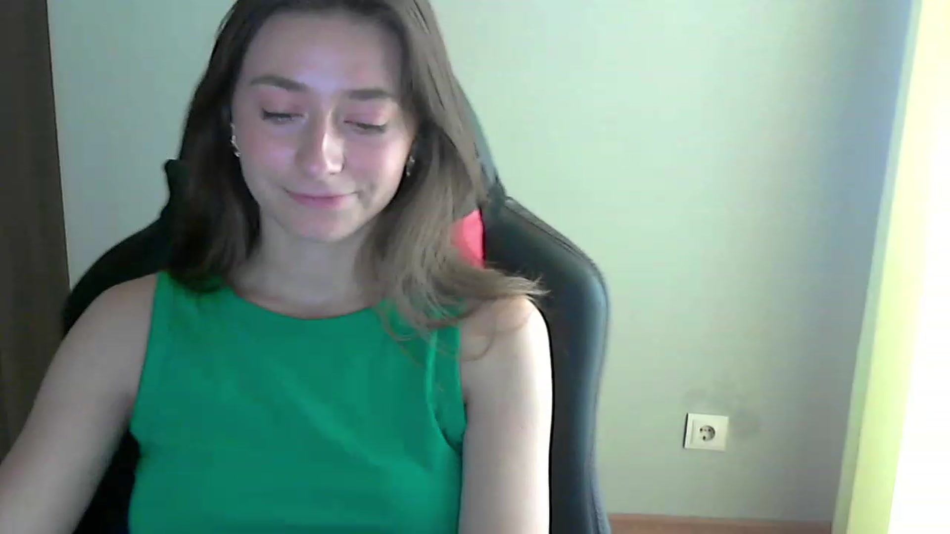Gallery image thumbnail from CupcakELin's myfreecams stream on, 06/10/2023, 11:06 image 11 of 20