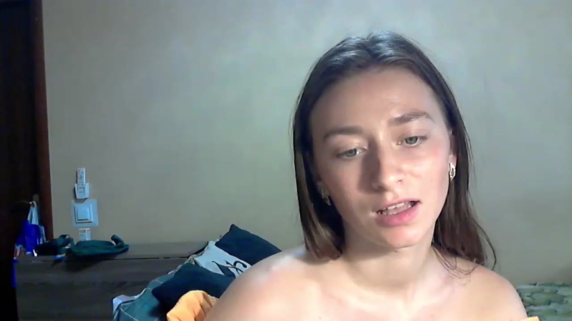 Gallery image thumbnail from CupcakELin's myfreecams stream on, 06/12/2023, 12:03 image 18 of 20
