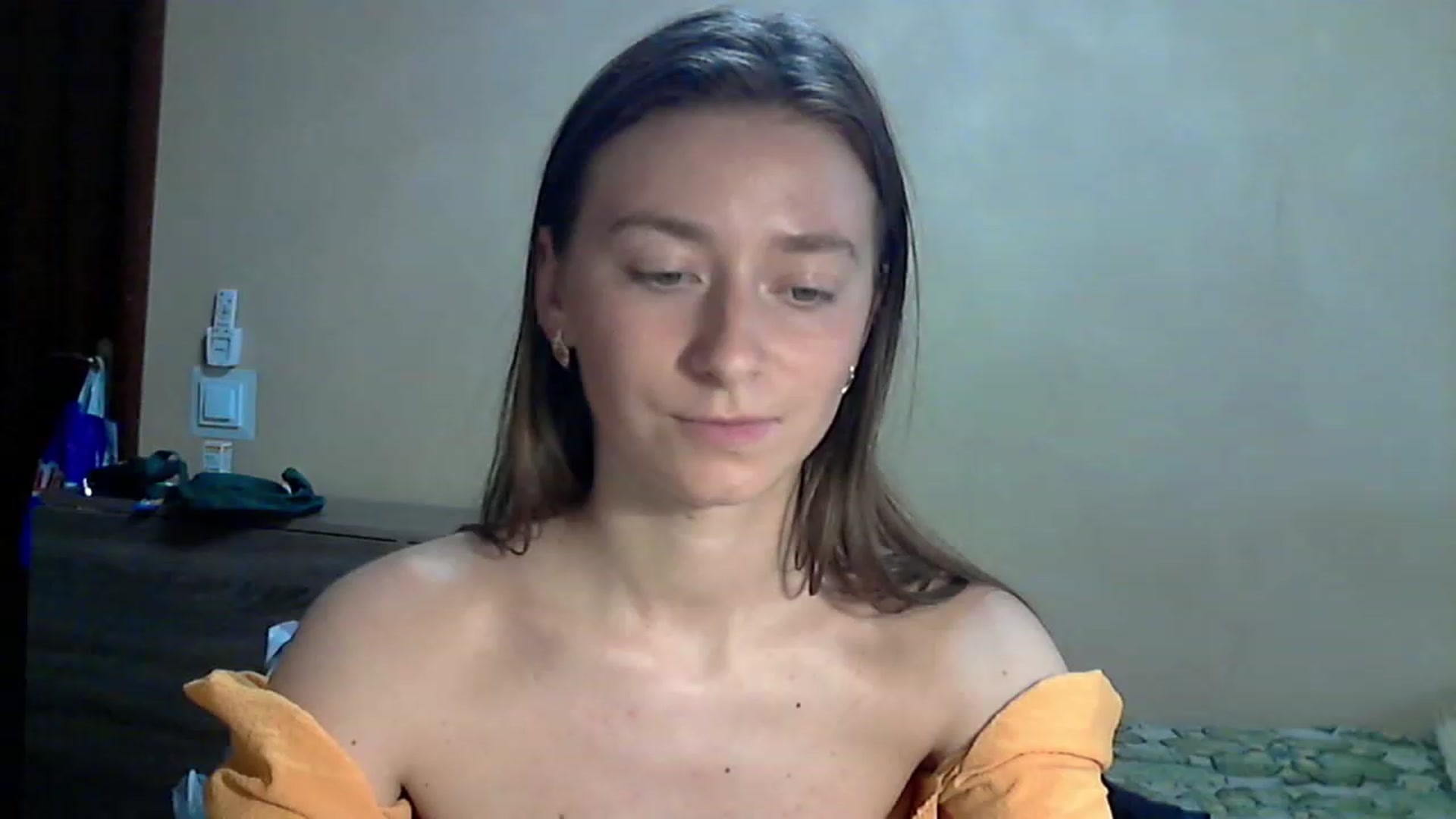 Gallery image thumbnail from CupcakELin's myfreecams stream on, 06/12/2023, 12:03 image 4 of 20