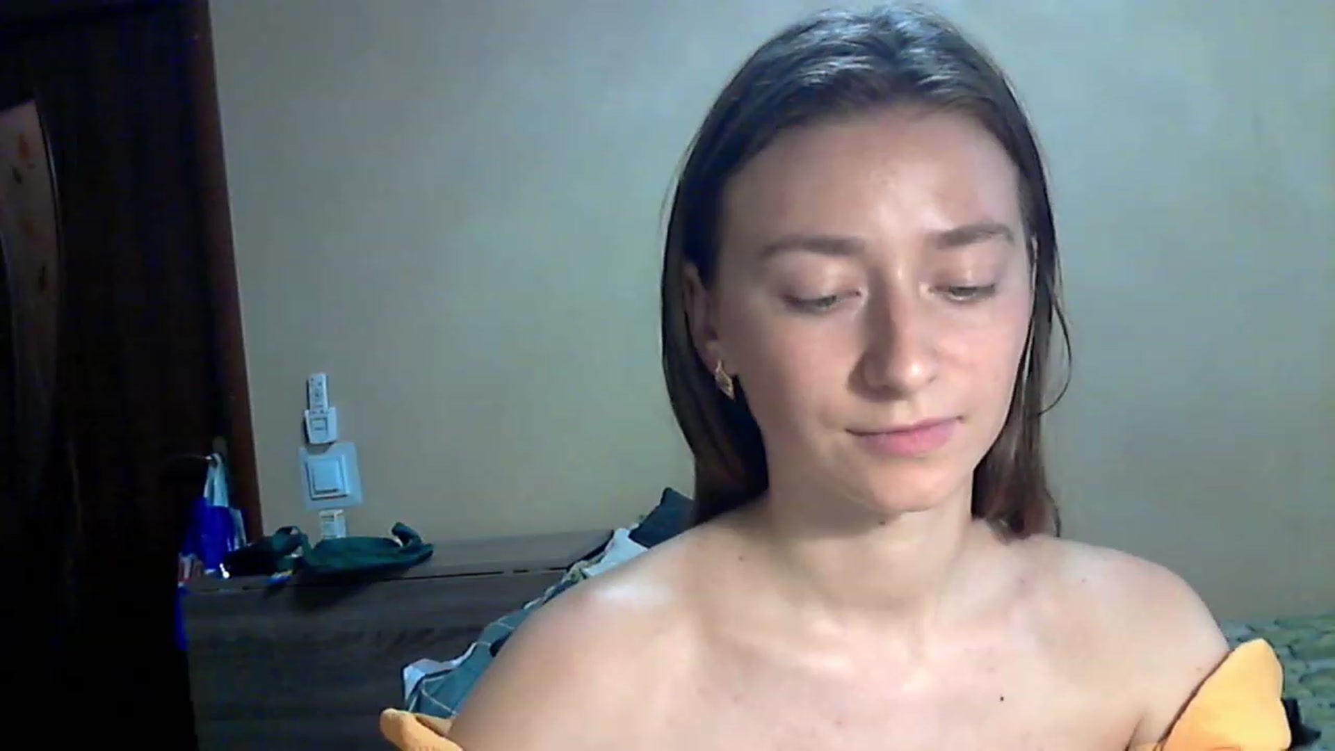Gallery image thumbnail from CupcakELin's myfreecams stream on, 06/12/2023, 12:03 image 11 of 20