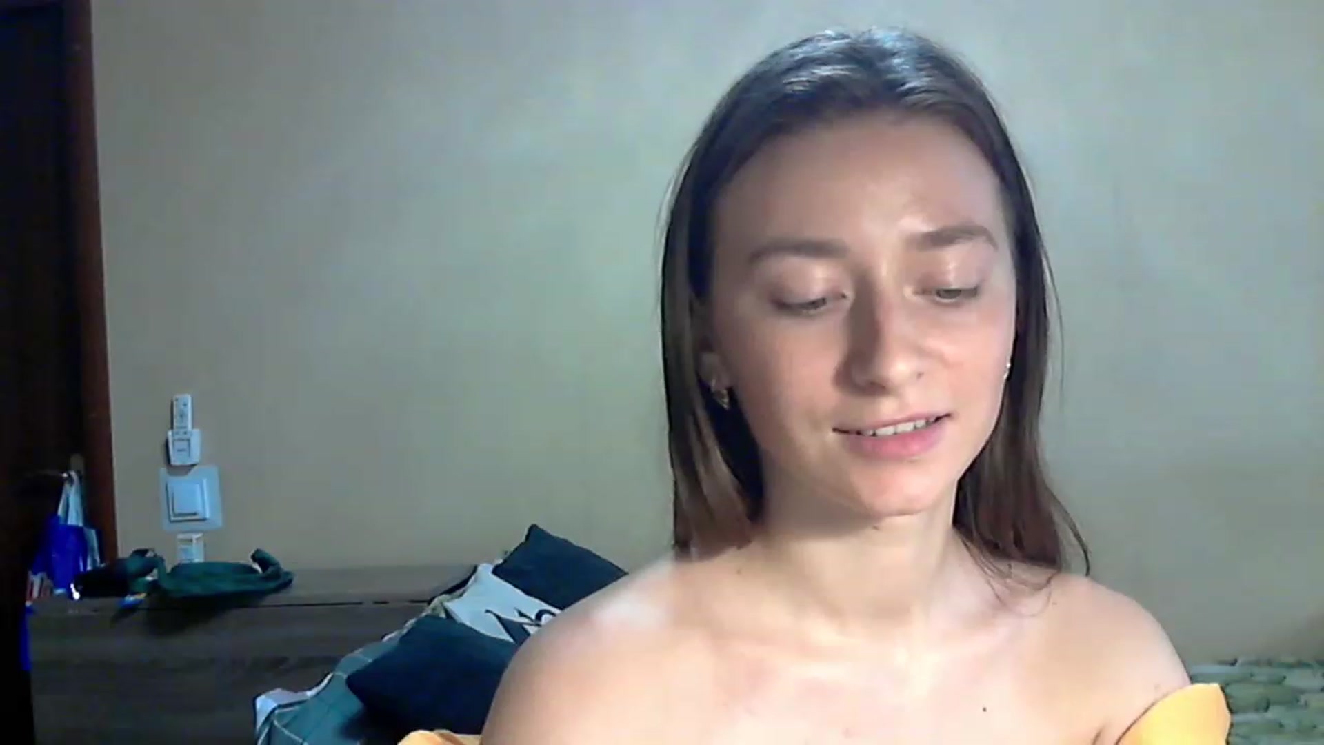 Gallery image thumbnail from CupcakELin's myfreecams stream on, 06/12/2023, 12:03 image 17 of 20