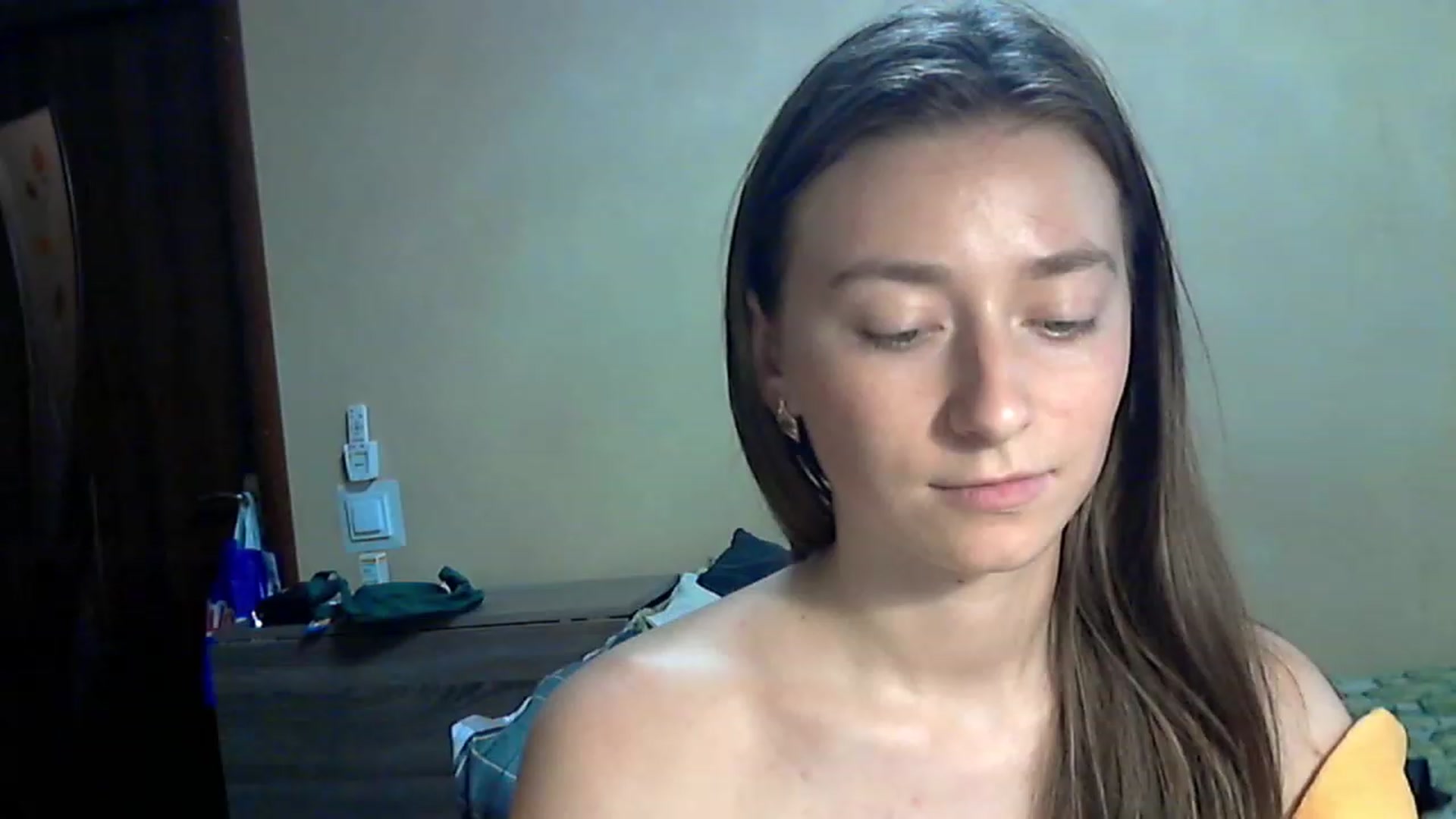 Gallery image thumbnail from CupcakELin's myfreecams stream on, 06/12/2023, 12:03 image 14 of 20