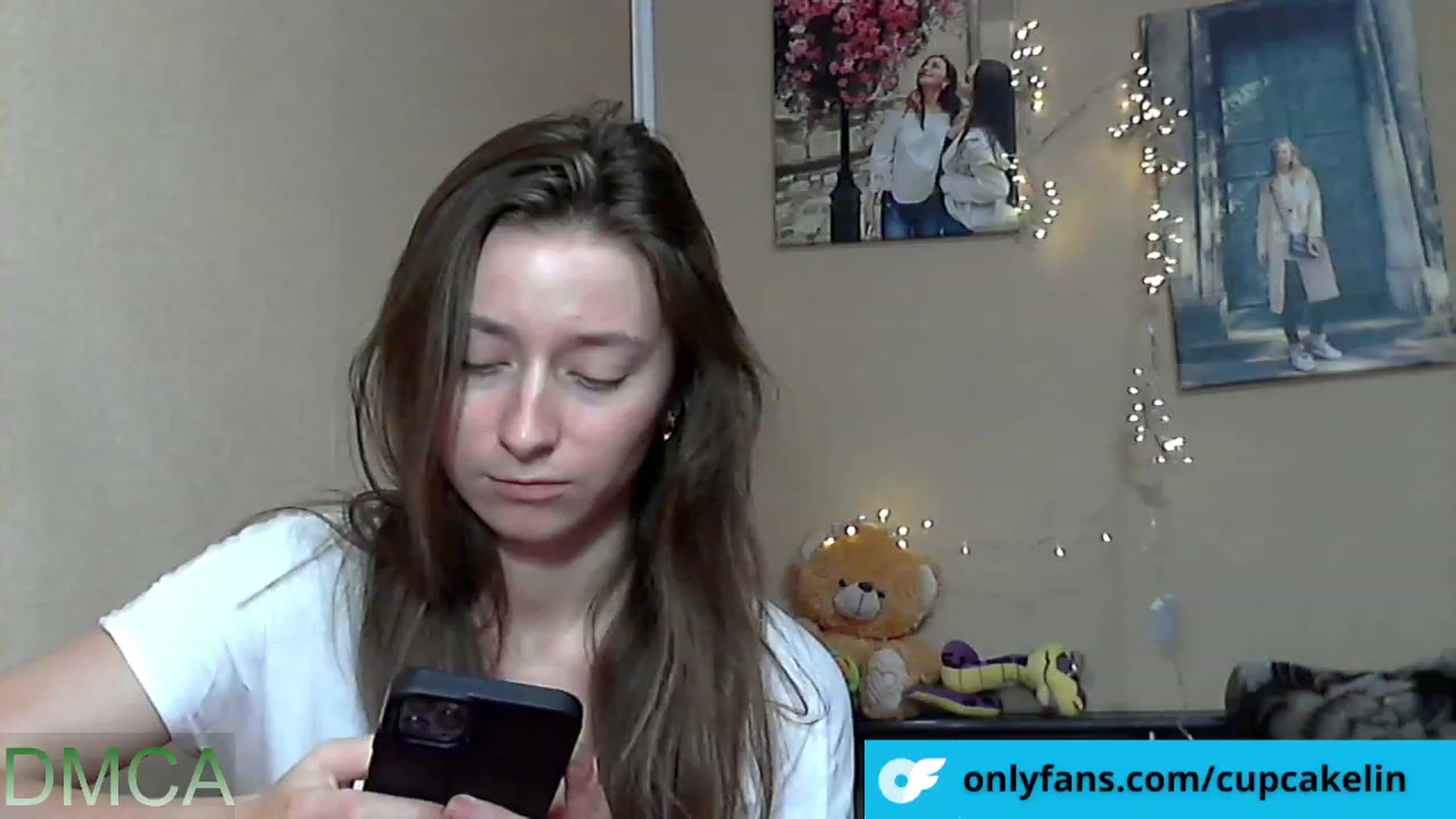 Gallery image thumbnail from CupcakELin's myfreecams stream on, 07/07/2023, 10:11 image 1 of 20