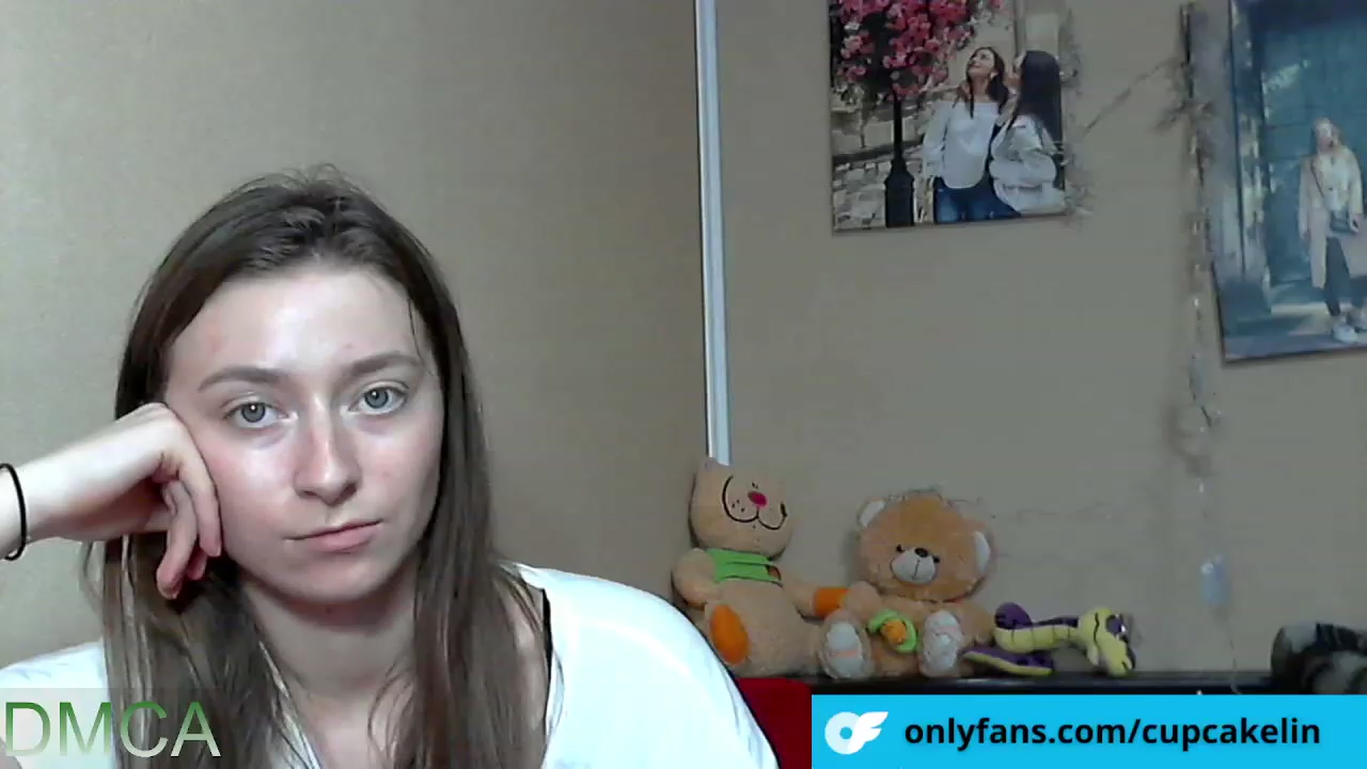 Gallery image thumbnail from CupcakELin's myfreecams stream on, 07/07/2023, 12:23 image 18 of 20