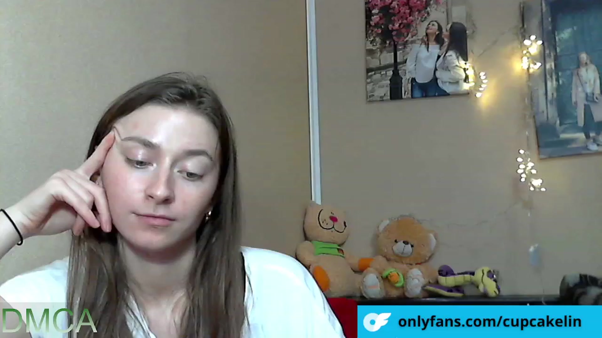 Gallery image thumbnail from CupcakELin's myfreecams stream on, 07/07/2023, 12:23 image 15 of 20