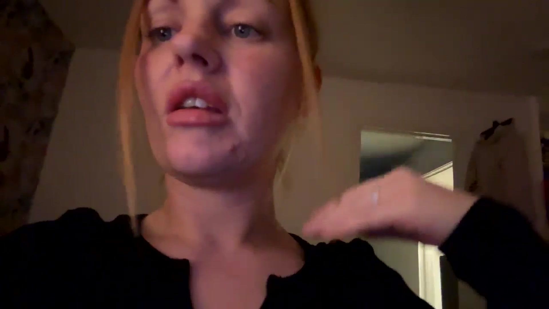 Gallery image thumbnail from Cupcake93's myfreecams stream on, 11/18/2024, 16:53 image 6 of 20