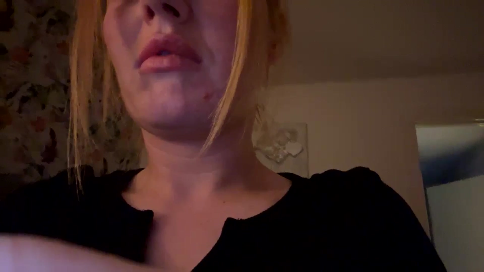 Gallery image thumbnail from Cupcake93's myfreecams stream on, 11/18/2024, 16:53 image 13 of 20