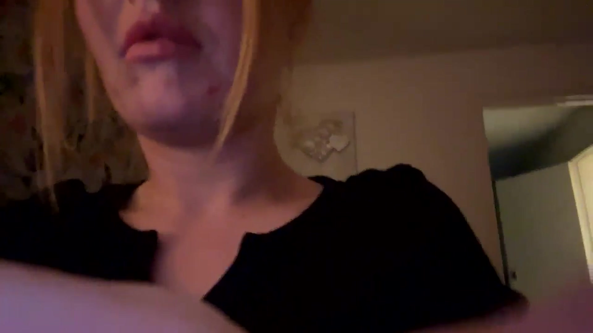 Gallery image thumbnail from Cupcake93's myfreecams stream on, 11/18/2024, 16:53 image 11 of 20