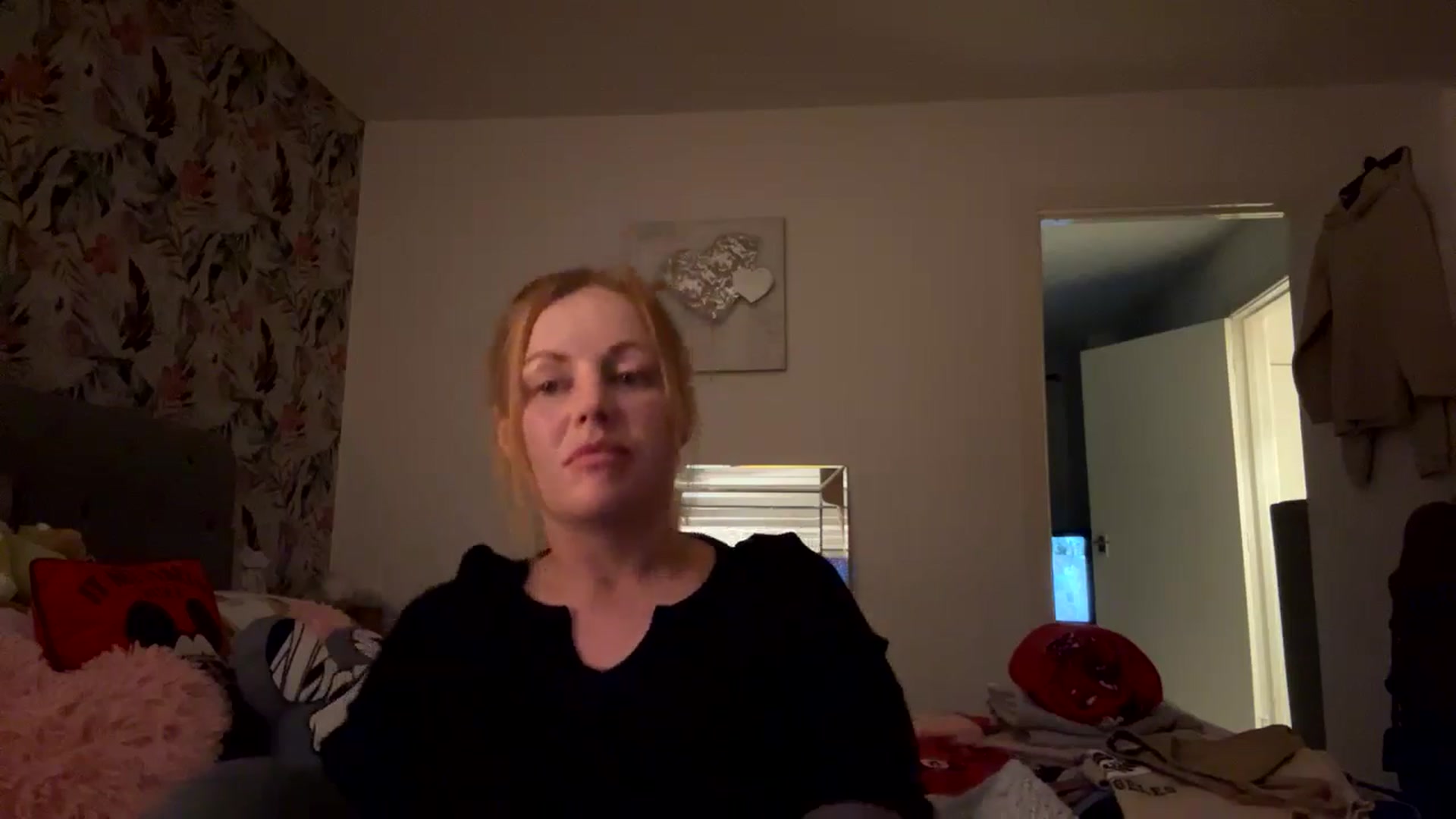 Gallery image thumbnail from Cupcake93's myfreecams stream on, 11/18/2024, 16:53 image 4 of 20