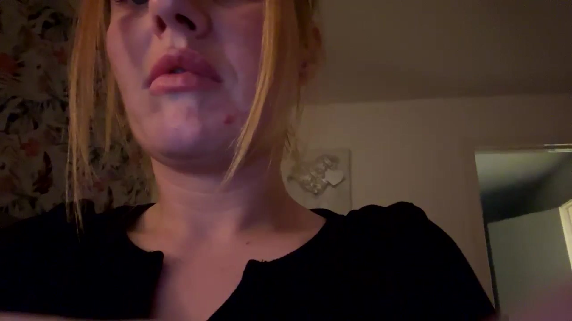Gallery image thumbnail from Cupcake93's myfreecams stream on, 11/18/2024, 16:53 image 12 of 20
