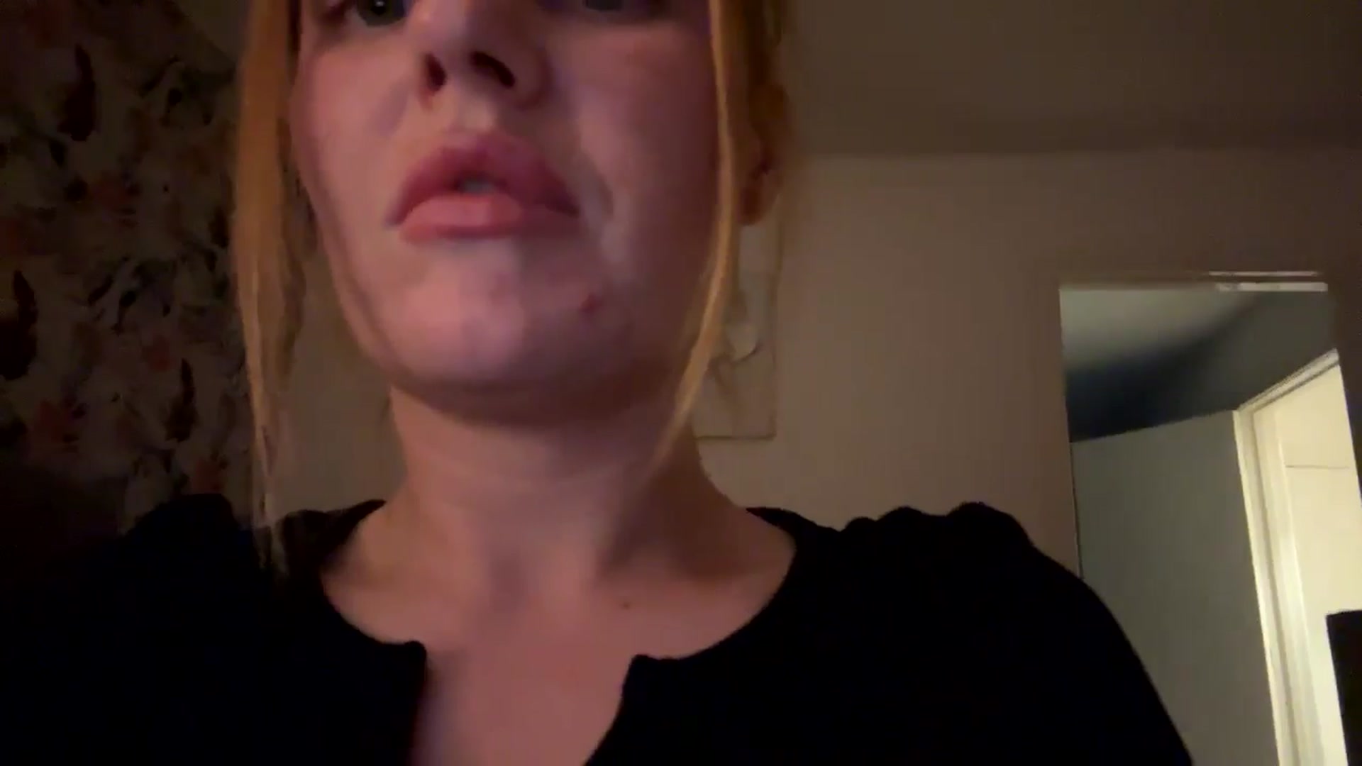 Gallery image thumbnail from Cupcake93's myfreecams stream on, 11/18/2024, 16:53 image 7 of 20