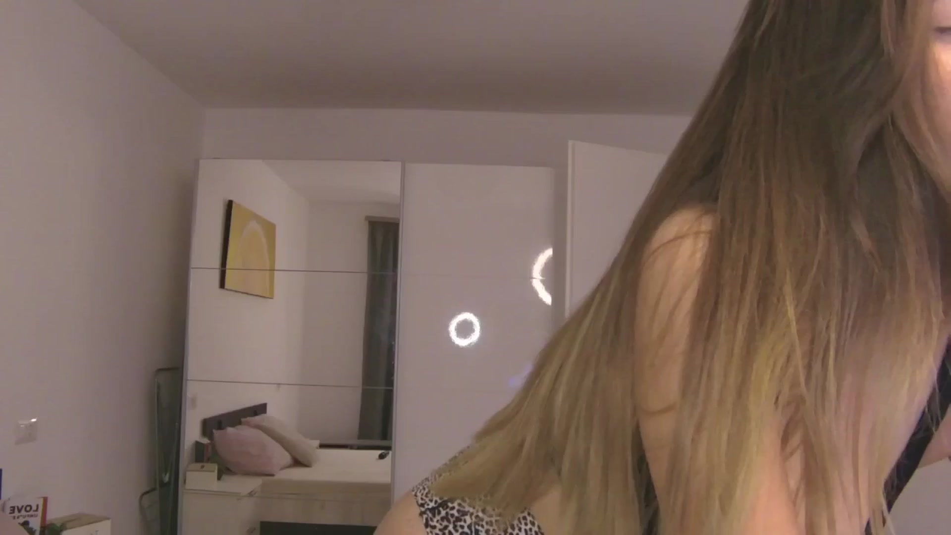 Gallery image thumbnail from CupcakeStare's myfreecams stream on, 07/23/2025, 21:06 image 1 of 20