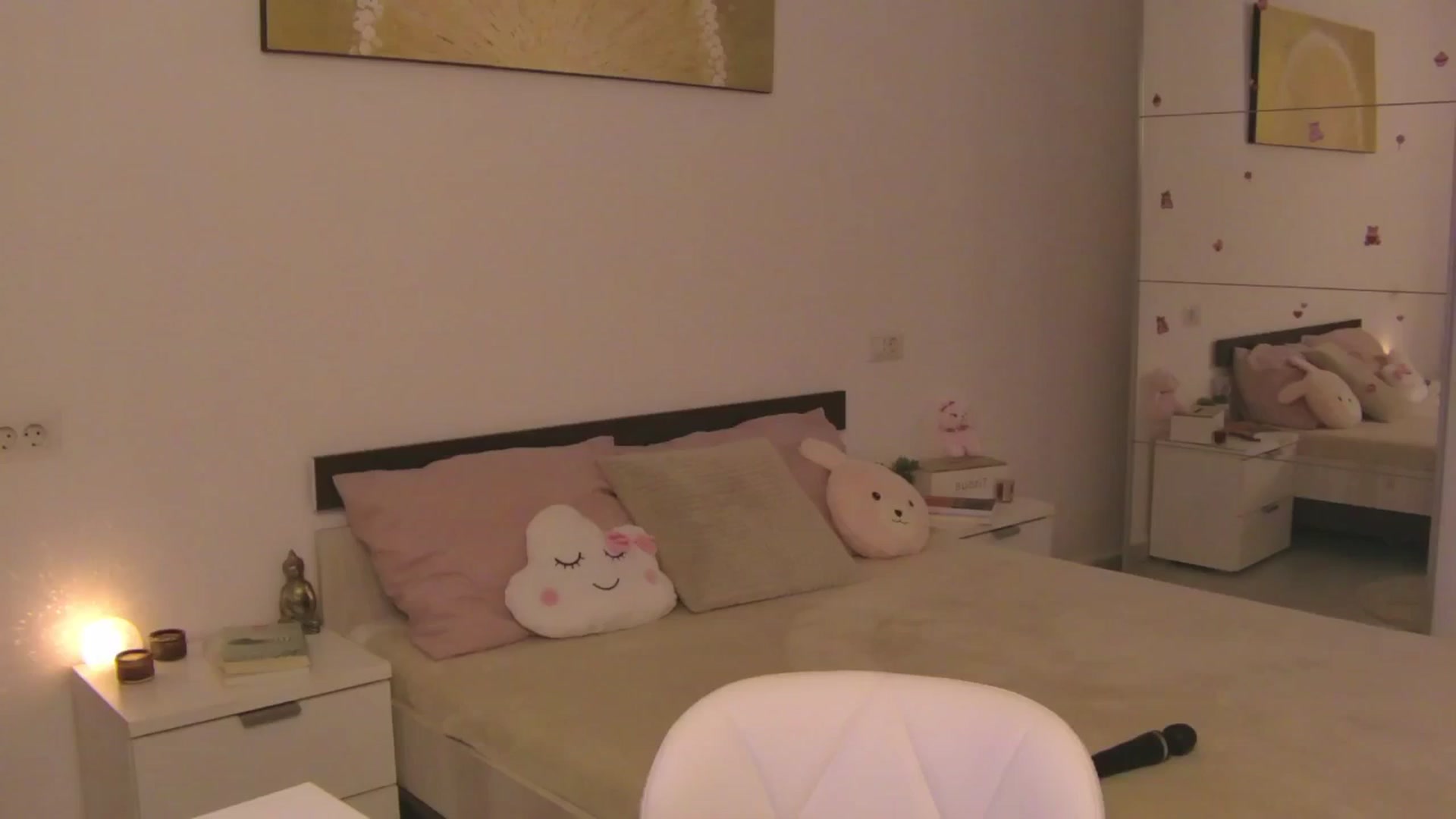 Gallery image thumbnail from CupcakeStare's myfreecams stream on, 08/08/2025, 18:52 image 10 of 20