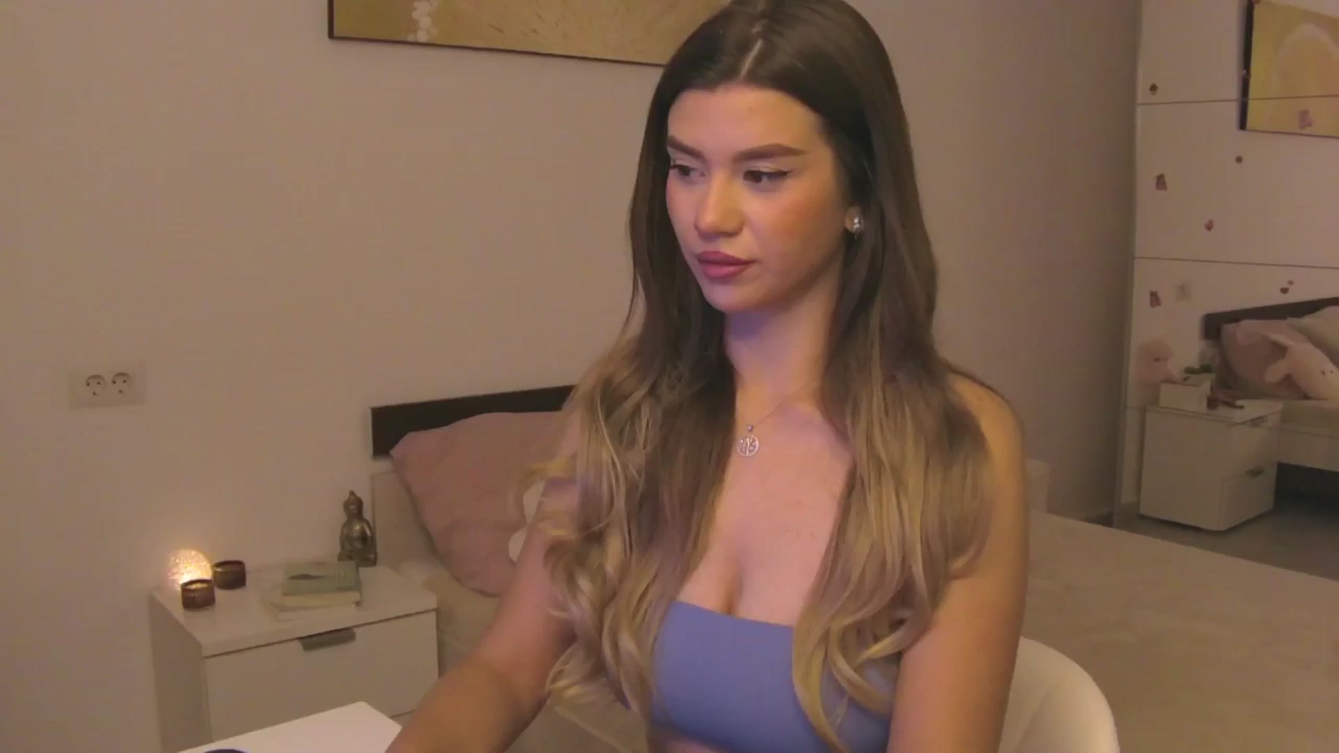 Gallery image thumbnail from CupcakeStare's myfreecams stream on, 08/10/2025, 19:48 image 9 of 20