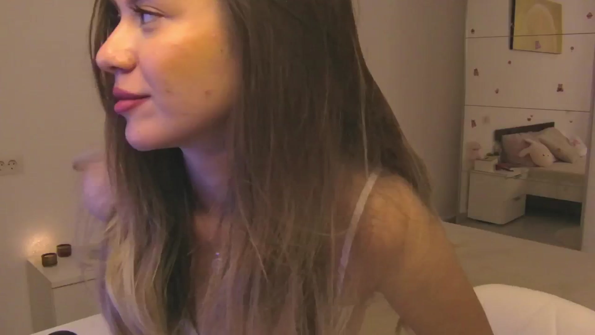 Gallery image thumbnail from CupcakeStare's myfreecams stream on, 08/11/2025, 19:10 image 5 of 20