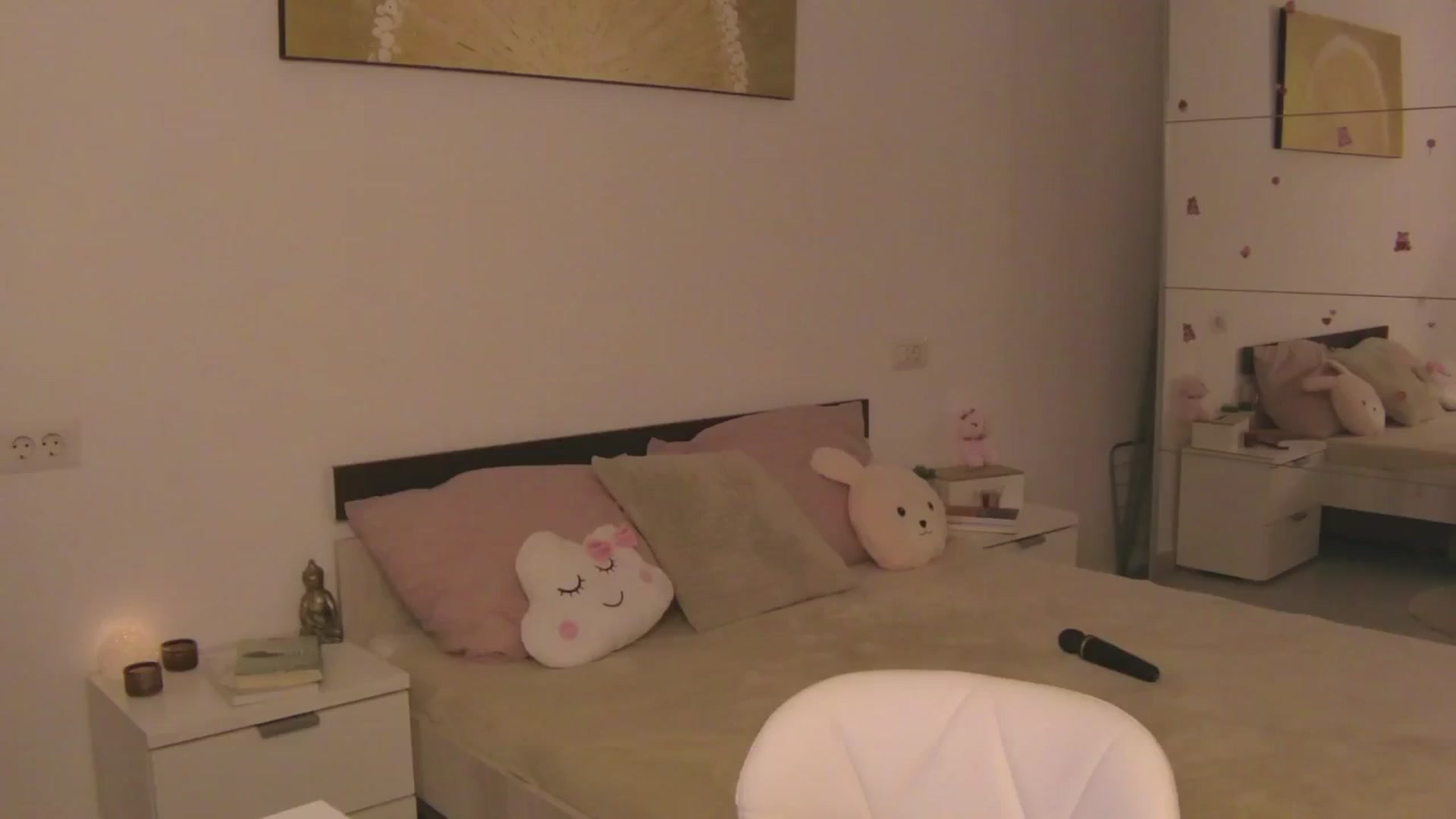 Gallery image thumbnail from CupcakeStare's myfreecams stream on, 08/13/2025, 19:27 image 18 of 20