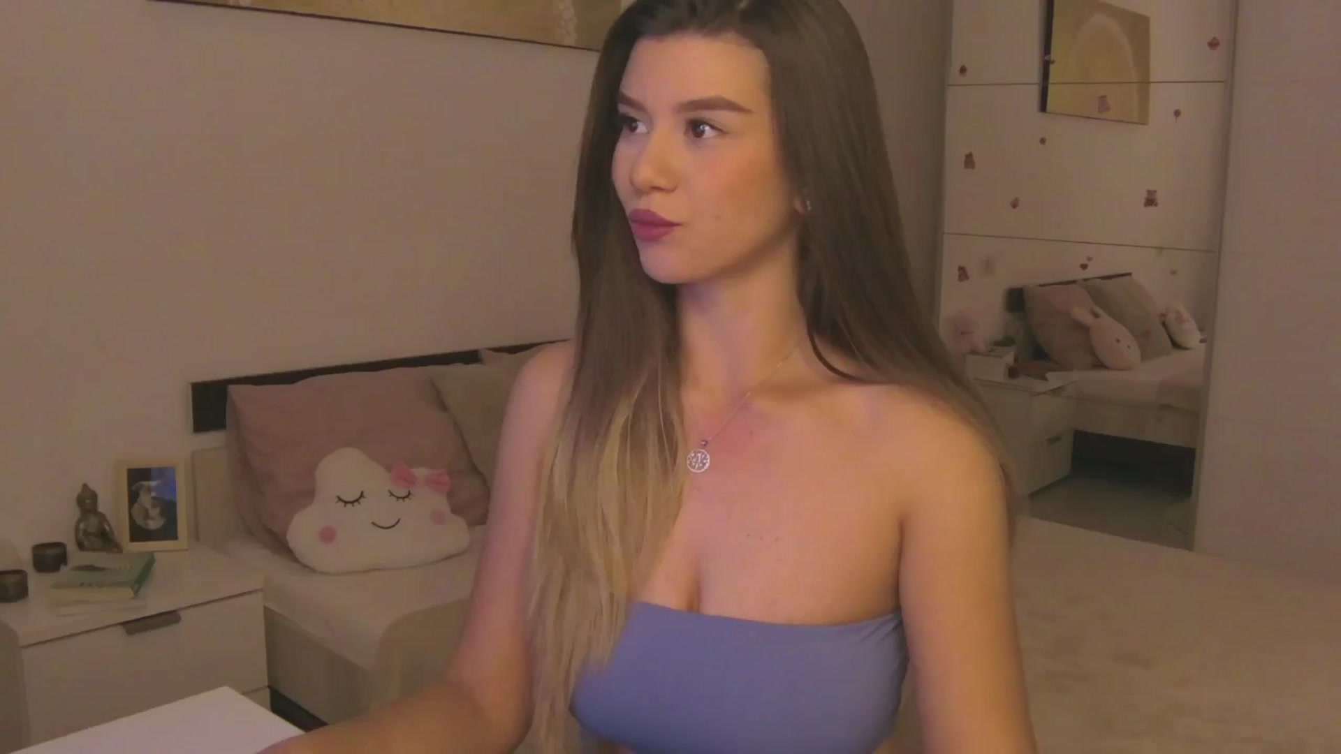 Gallery image thumbnail from CupcakeStare's myfreecams stream on, 08/26/2025, 18:15 image 3 of 20