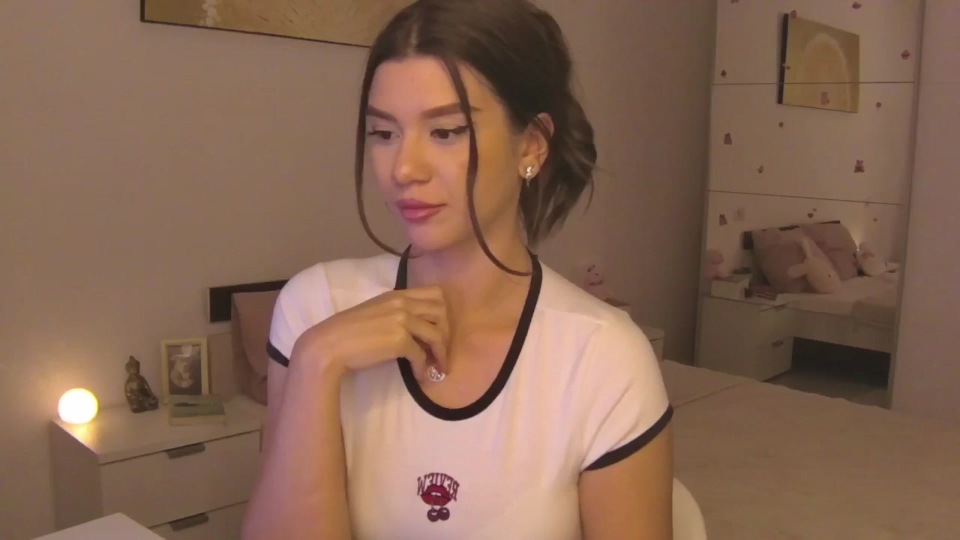 Gallery image thumbnail from CupcakeStare's myfreecams stream on, 09/10/2025, 21:17 image 3 of 20