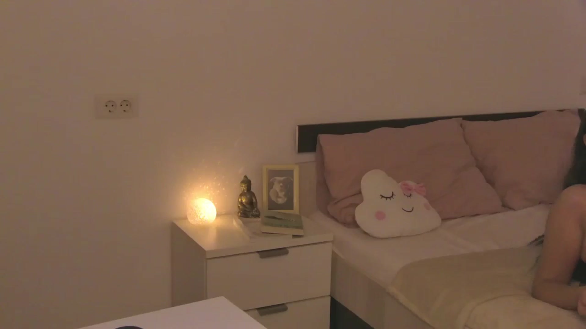 Gallery image thumbnail from CupcakeStare's myfreecams stream on, 09/11/2025, 19:53 image 15 of 20