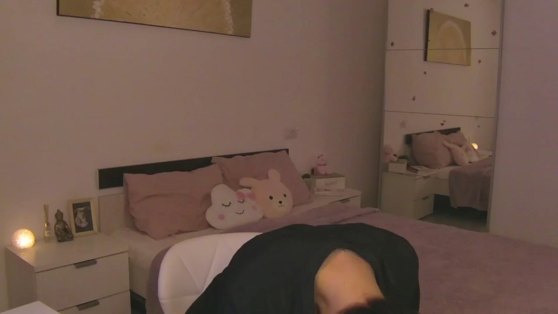 Gallery image thumbnail from CupcakeStare's myfreecams stream on, 10/03/2025, 20:54 image 17 of 20